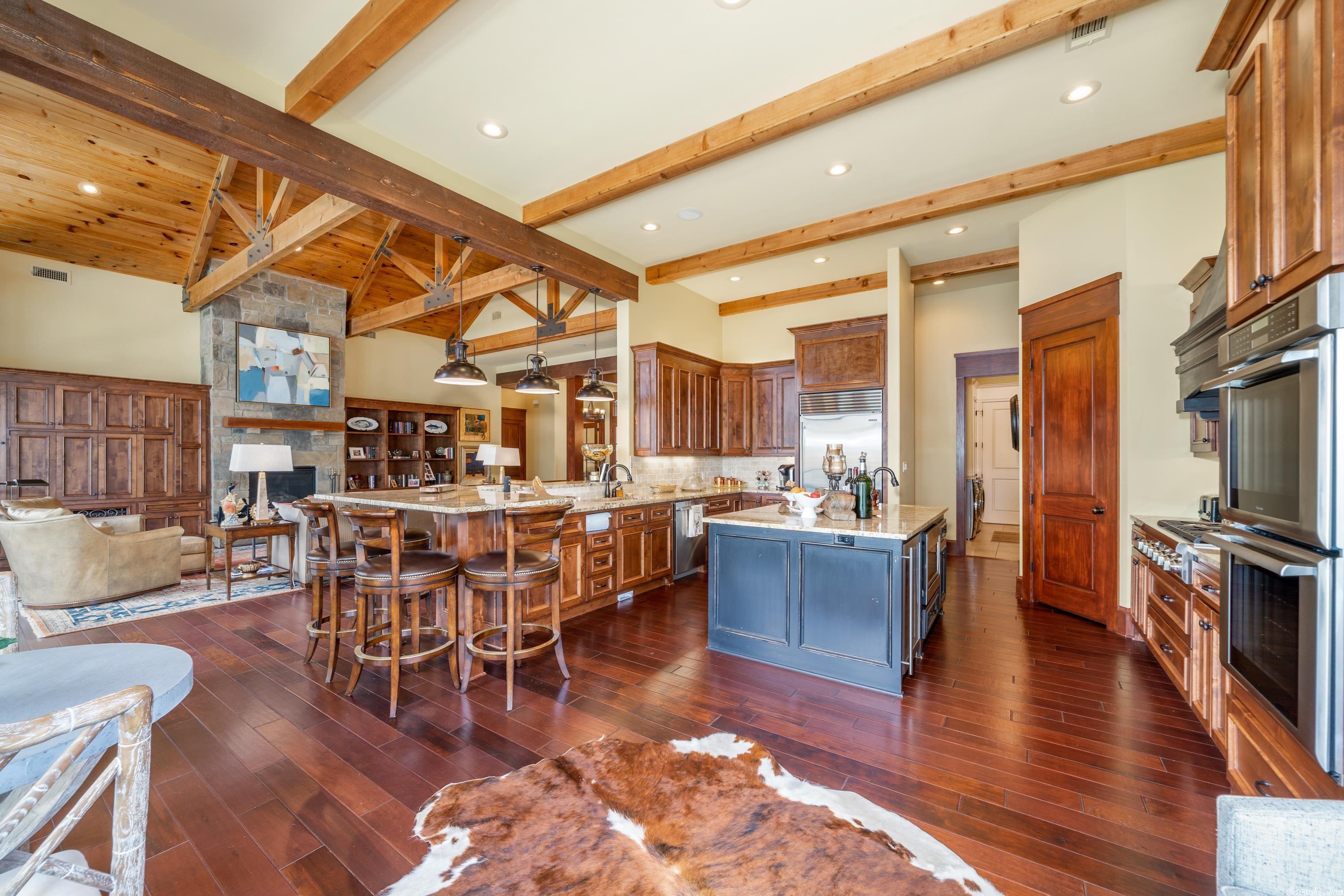 Oak Shores Estates - Residential
