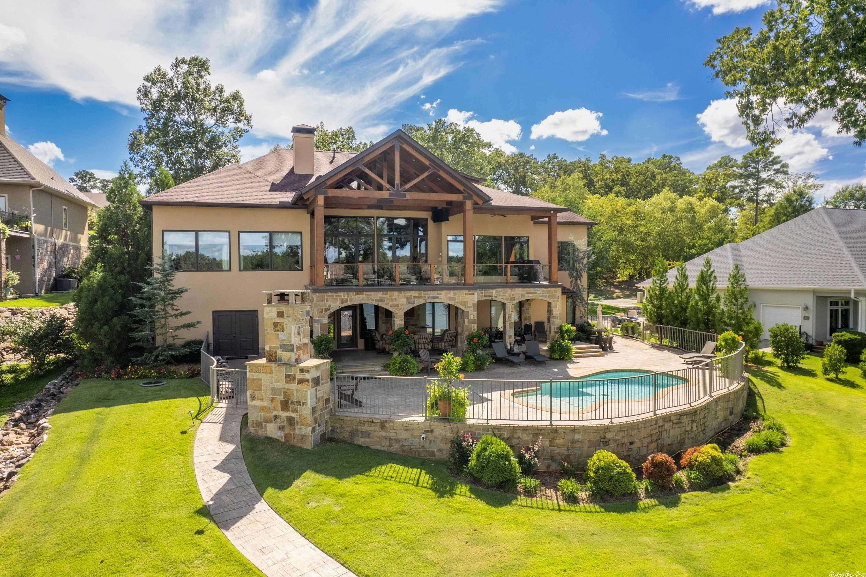 Oak Shores Estates - Residential