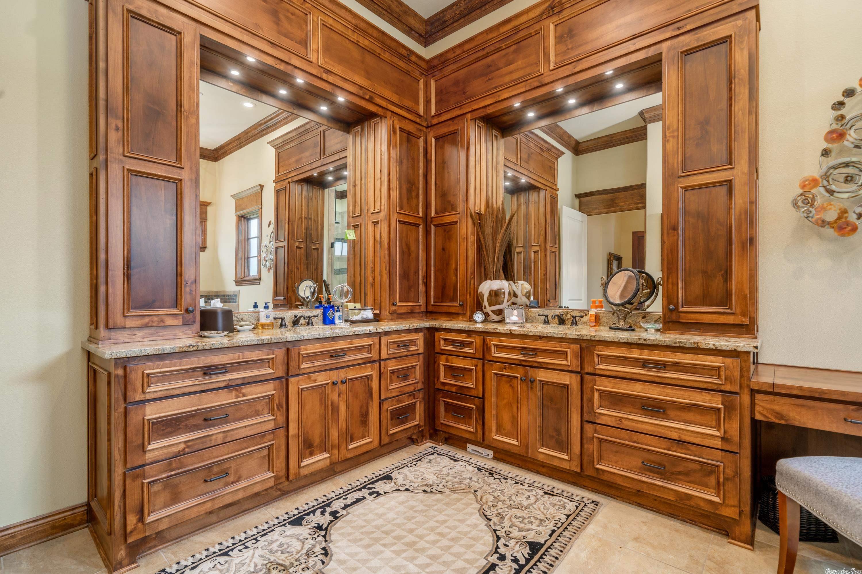 Oak Shores Estates - Residential