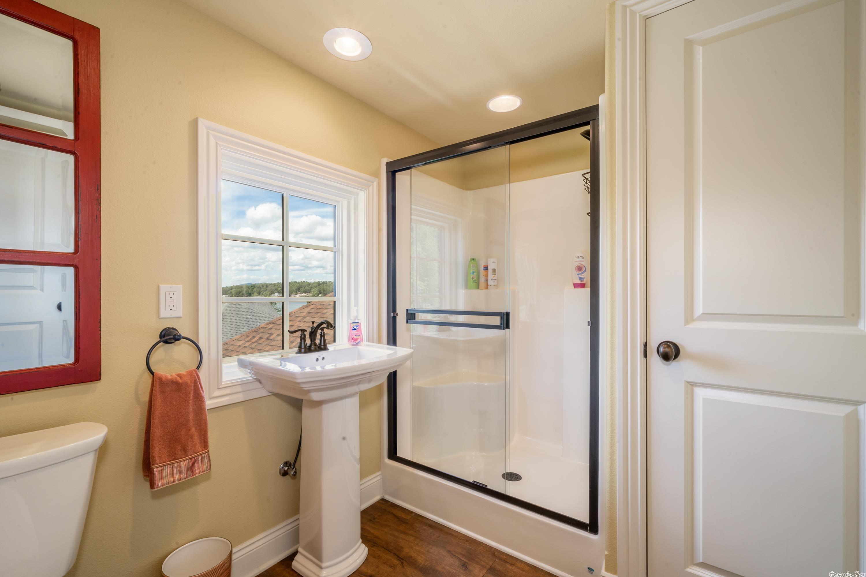 Oak Shores Estates - Residential