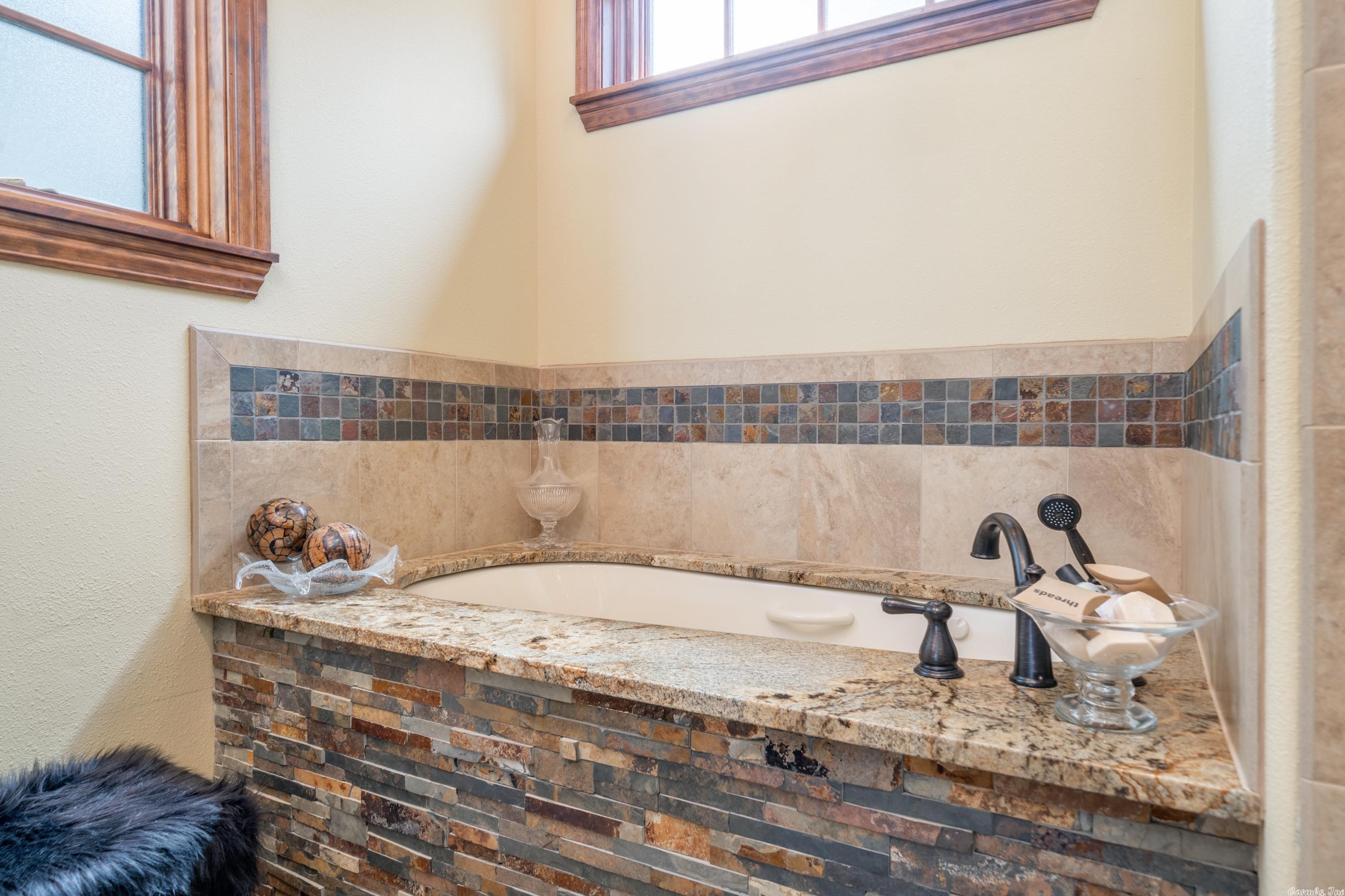 Oak Shores Estates - Residential