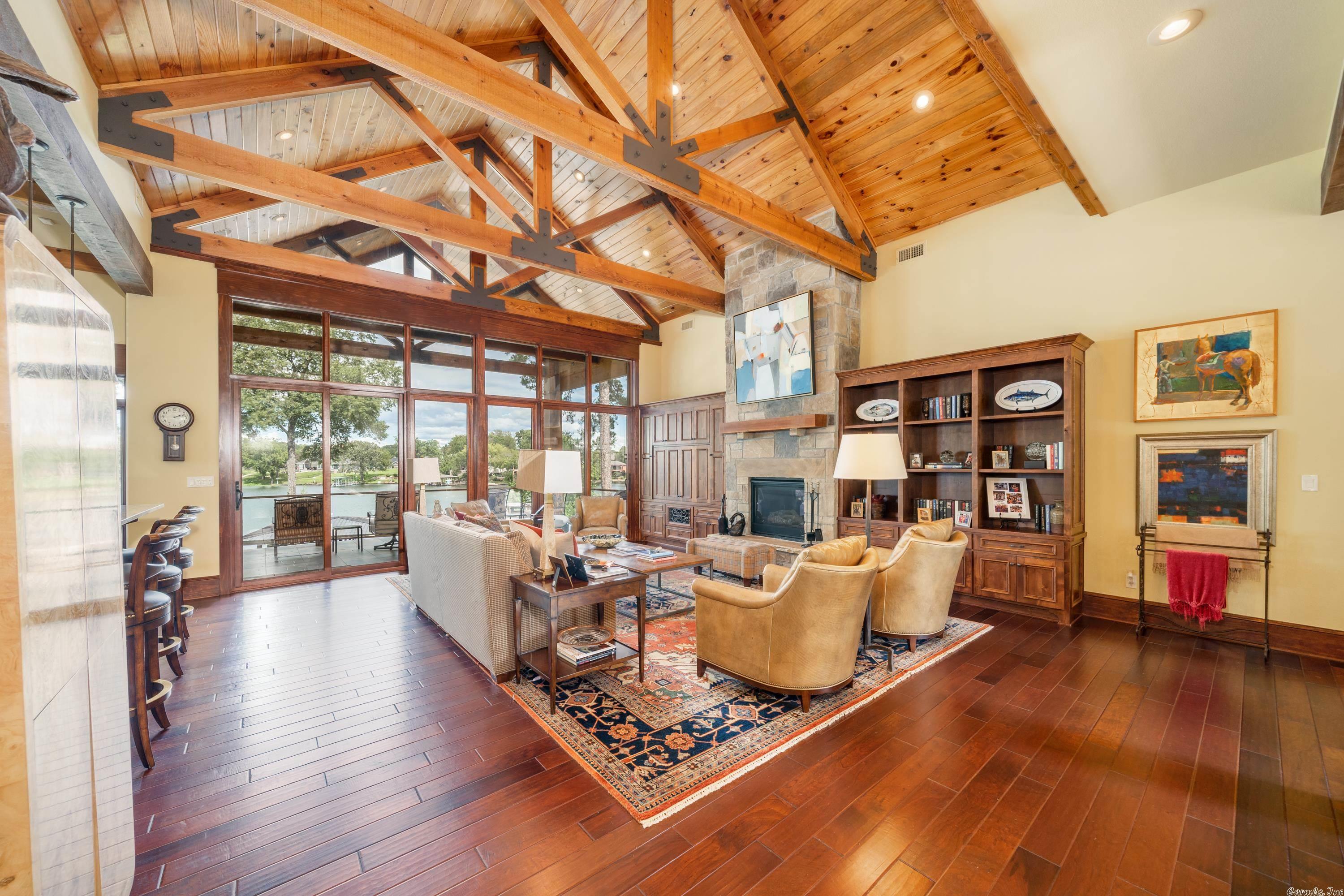 Oak Shores Estates - Residential