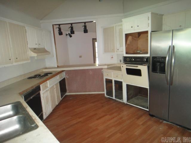 HUSKEY WEST - Residential