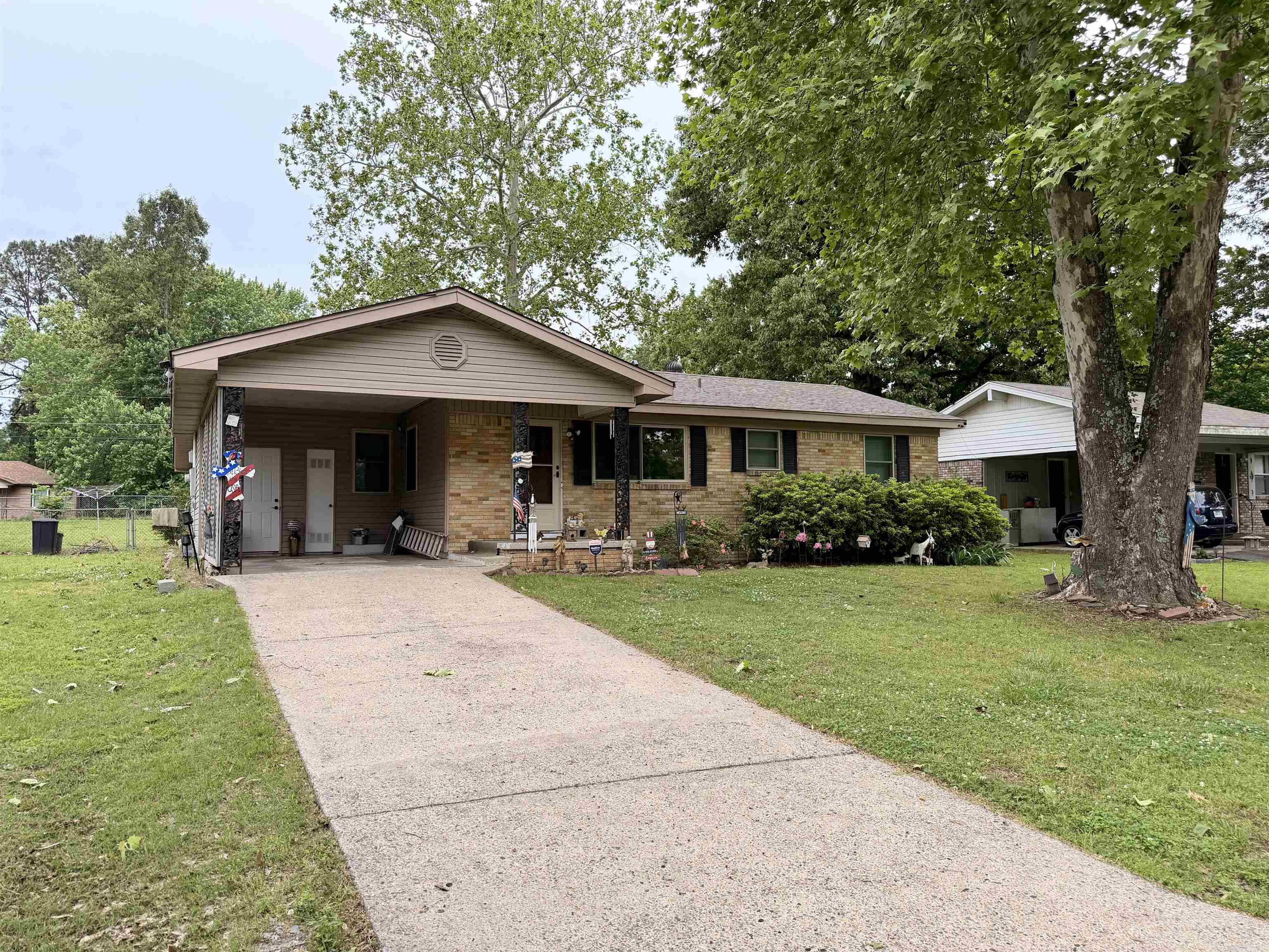 Welcome to this charming starter home, perfect for first-time buyers or those looking to downsize. Featuring beautiful hardwood floors throughout, this home offers both character and comfort. Enjoy the peace of mind of a roof that's only two years old, along with the convenience of indoor laundry room. Step outside to a large, fenced backyard great for entertaining and pets. Located in a convenient area close to everything you need, this home is a must see!