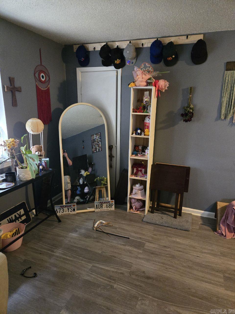 Mystery Manor - Residential Income