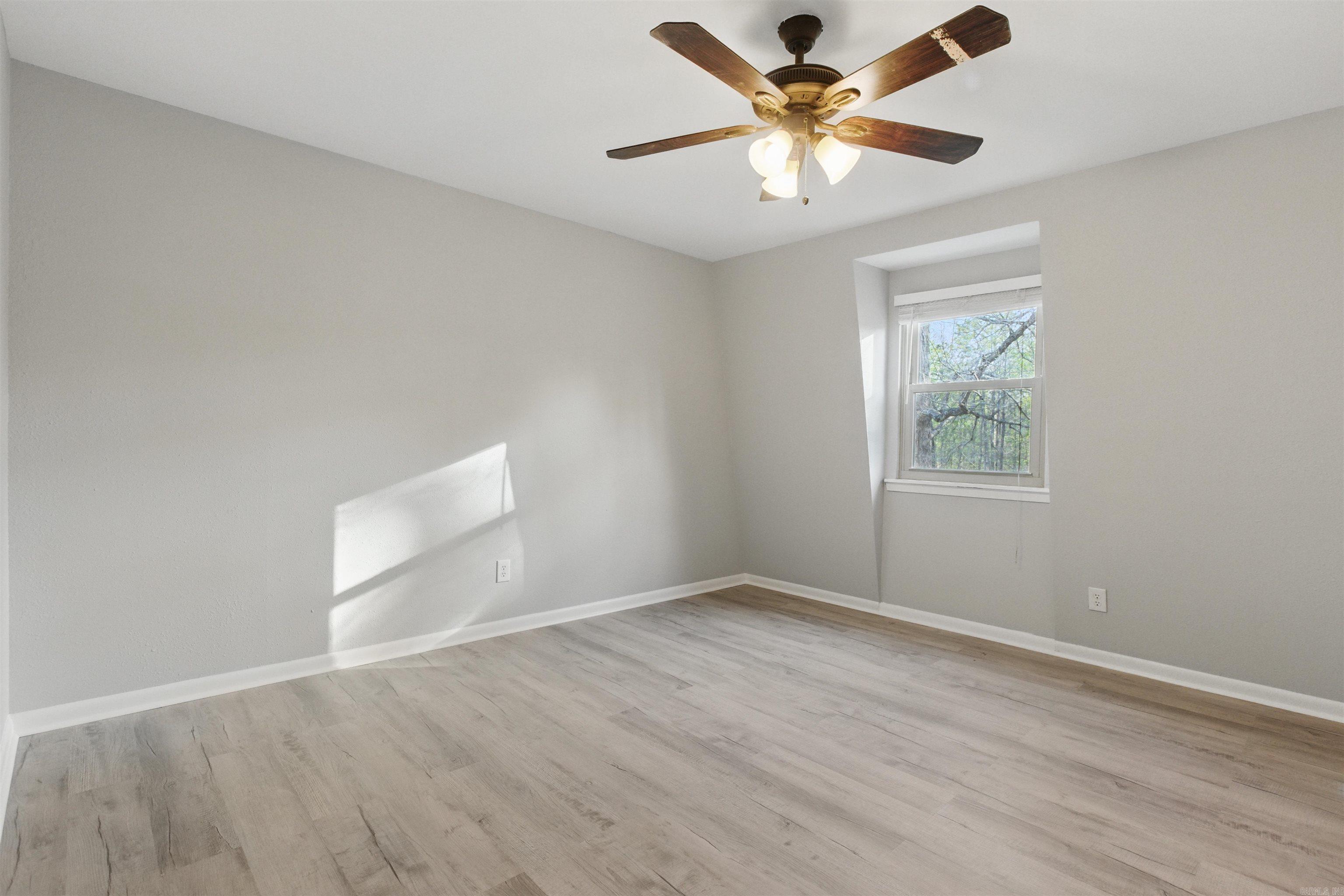 PINEVIEW - Residential