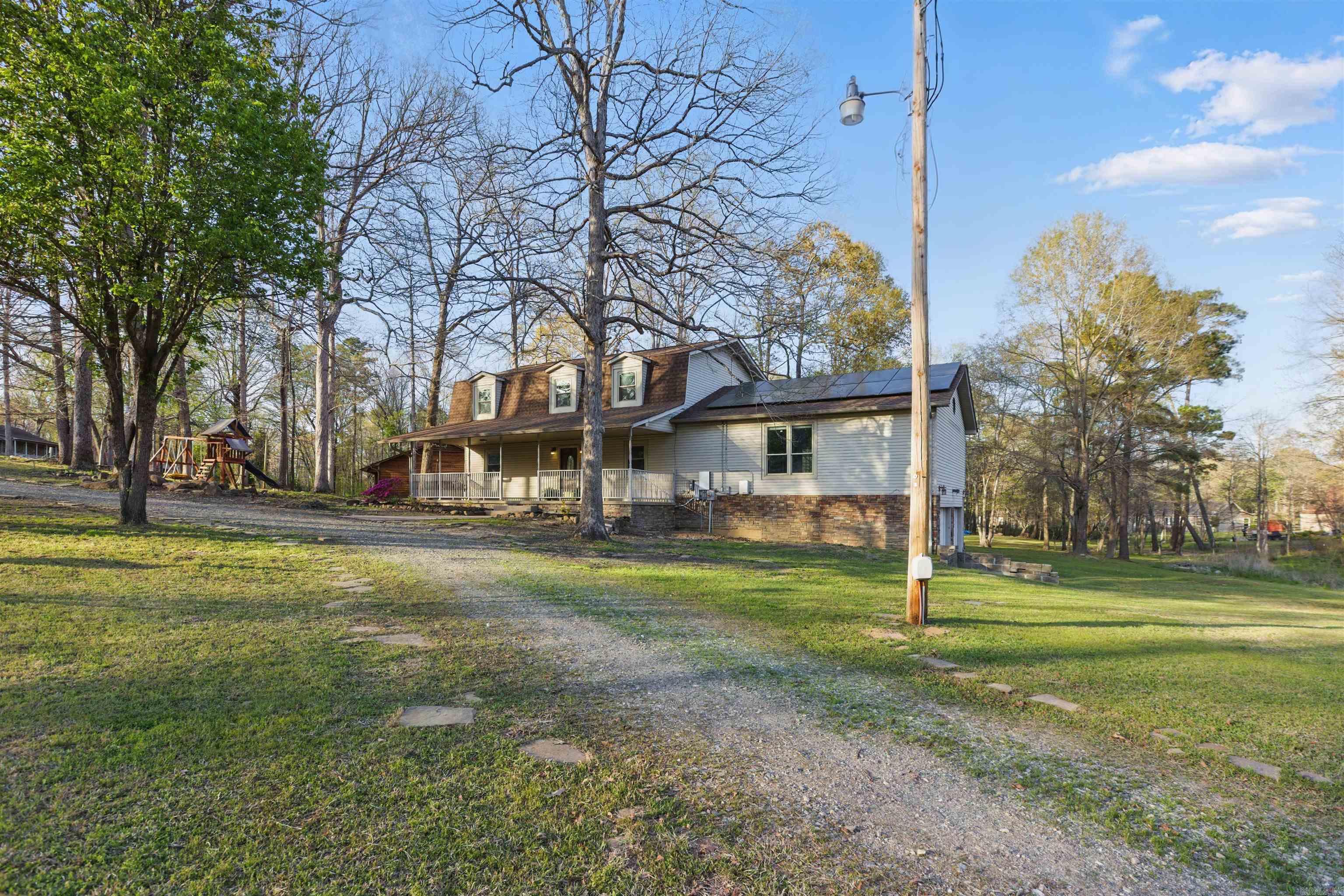 PINEVIEW - Residential