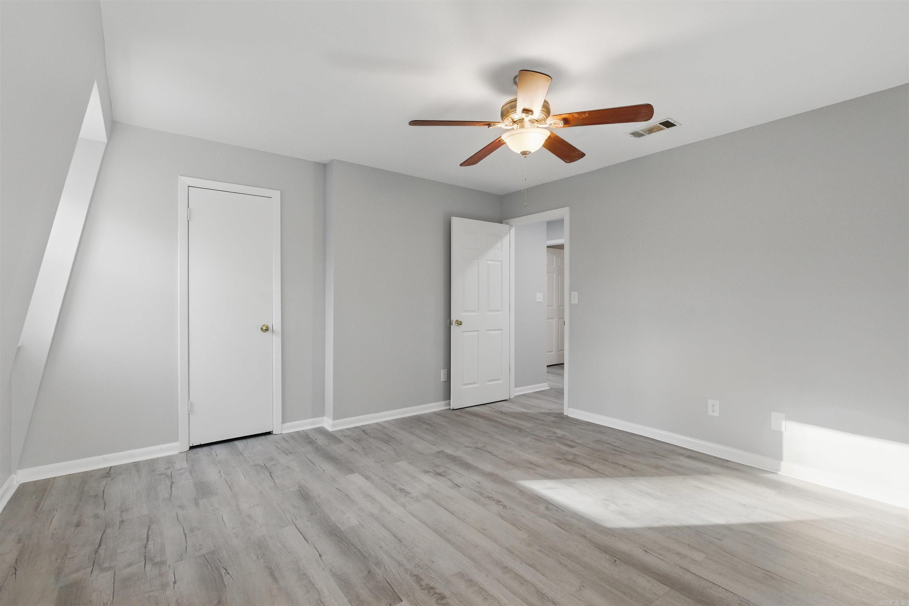 PINEVIEW - Residential