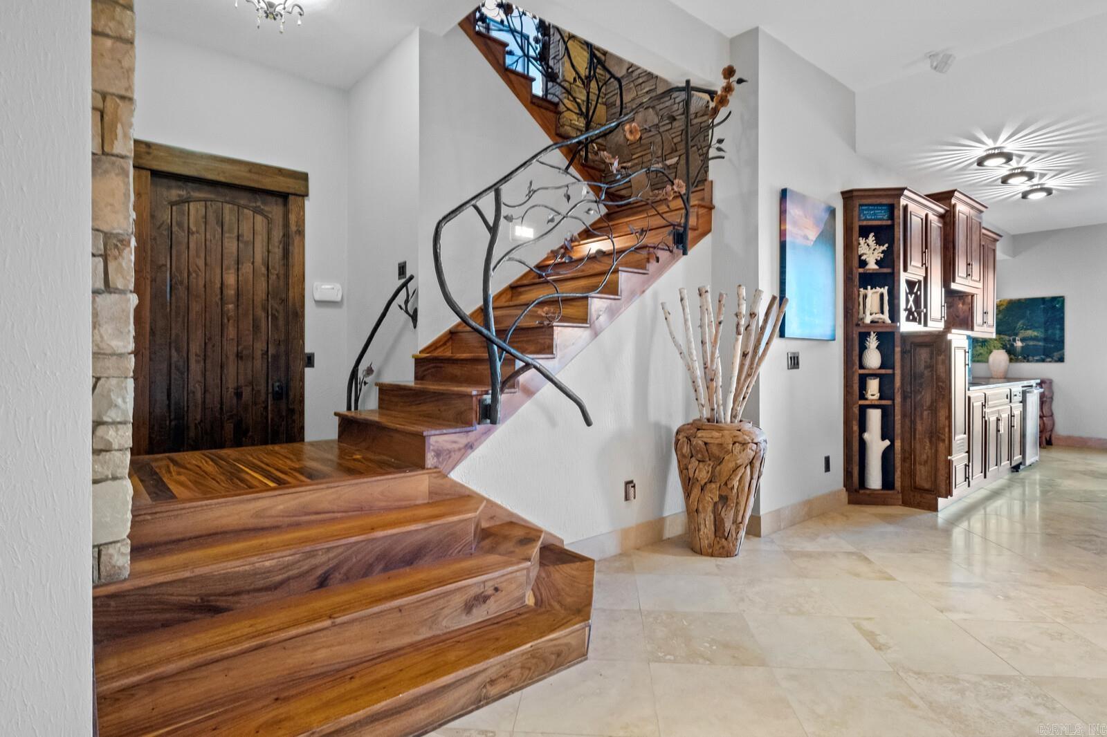 Pointe - Residential