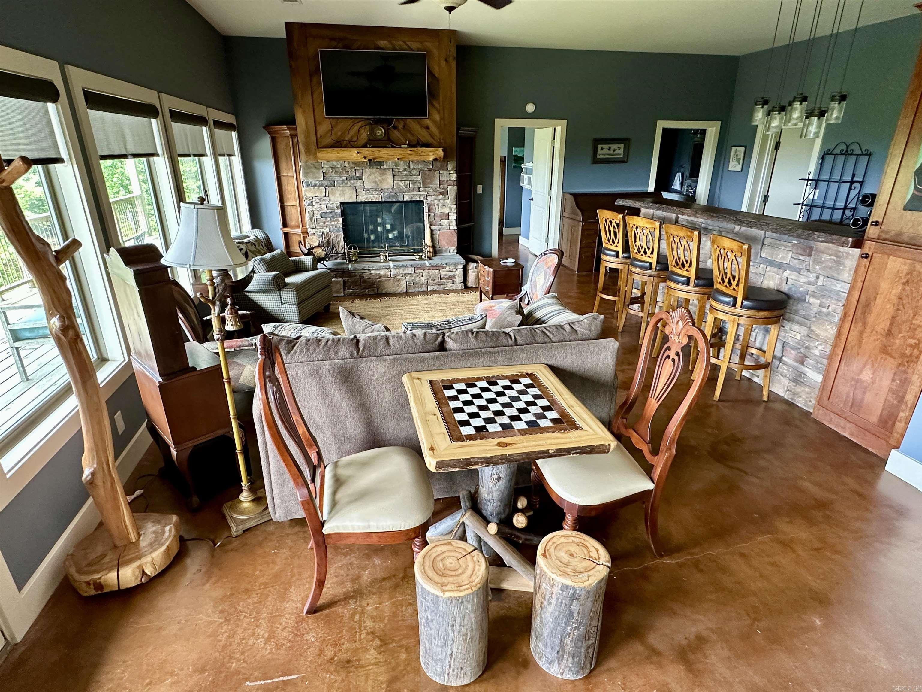 Round Mountain Estates - Residential
