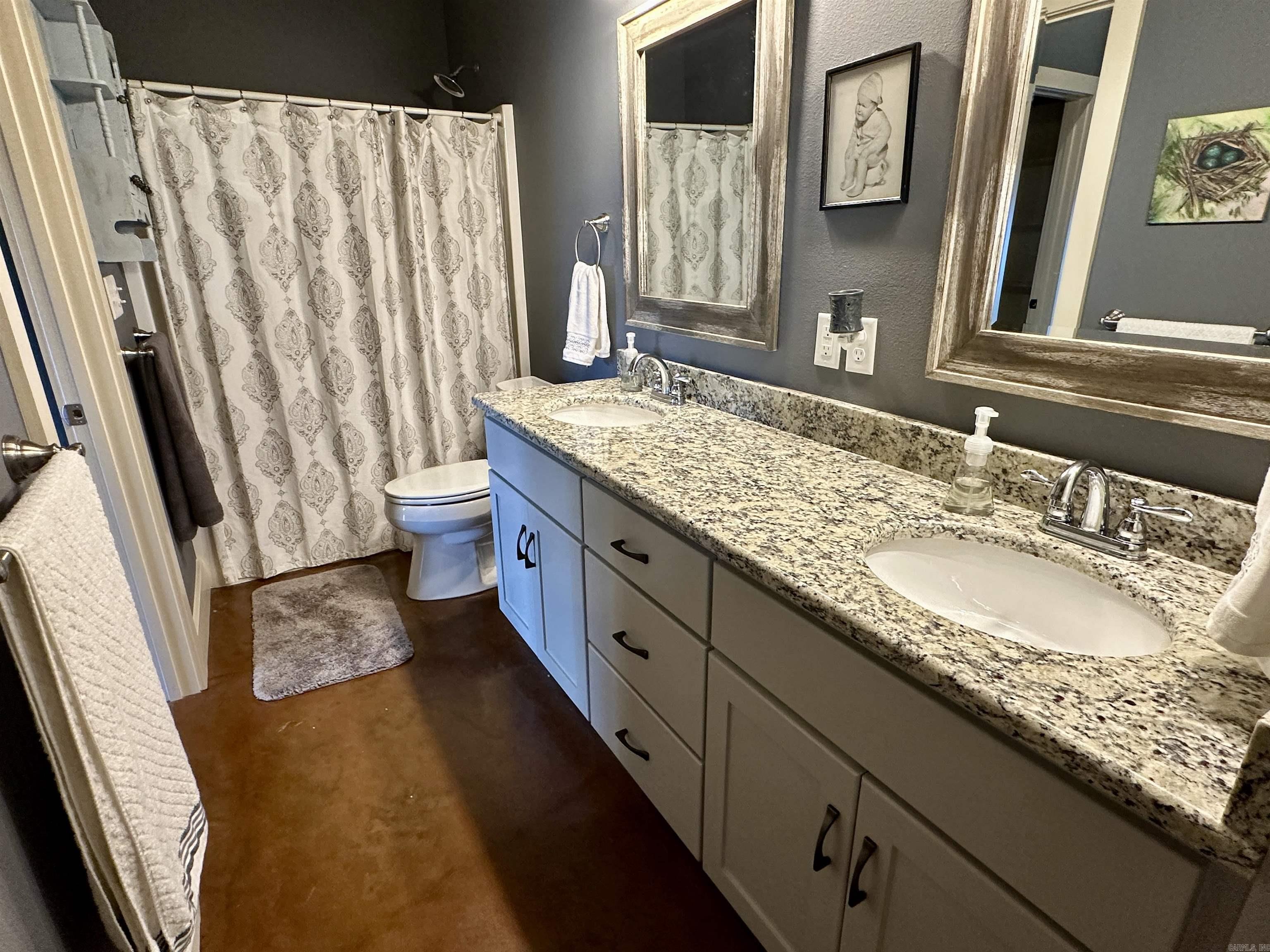 Round Mountain Estates - Residential