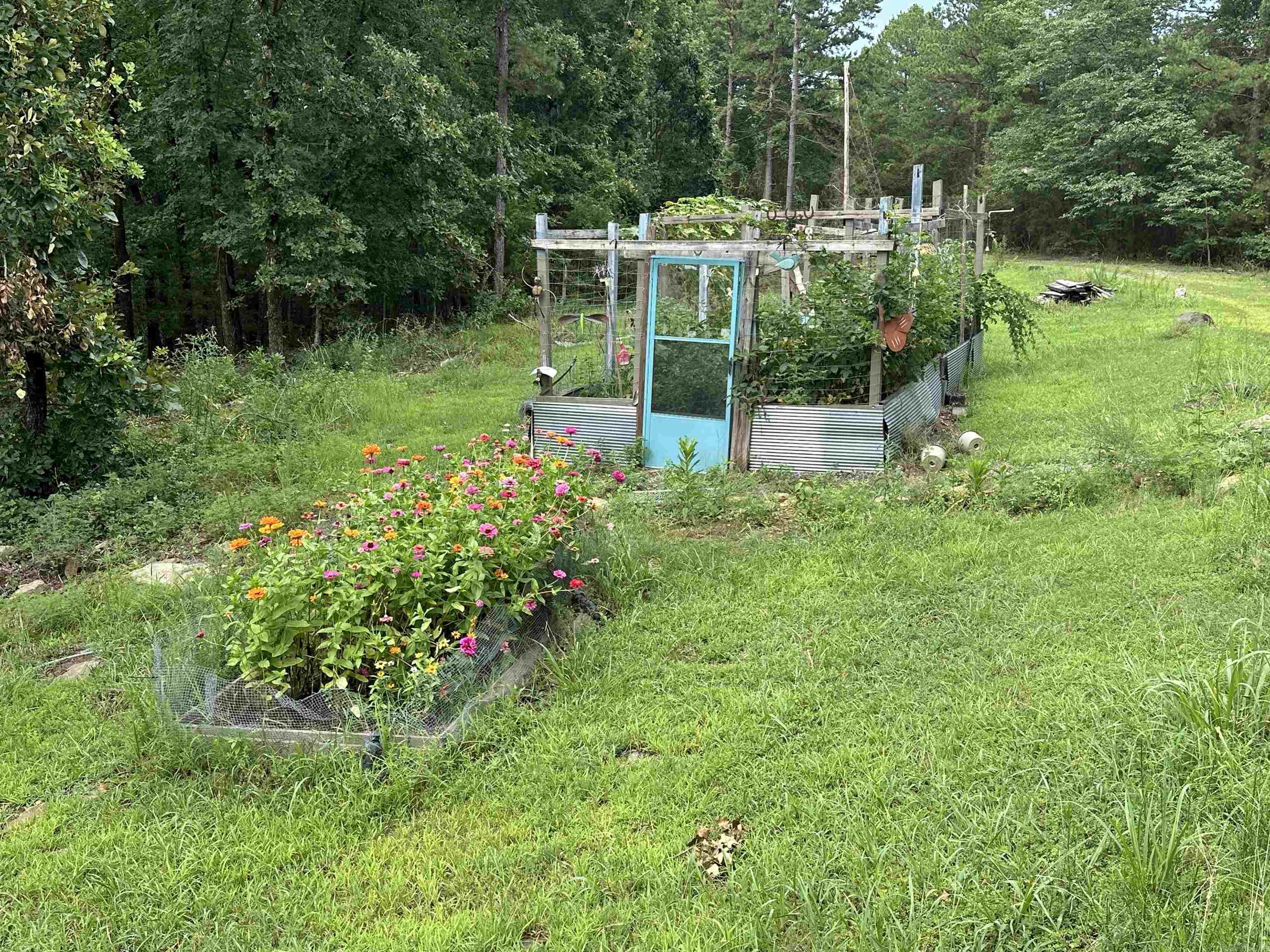 Round Mountain Estates - Residential