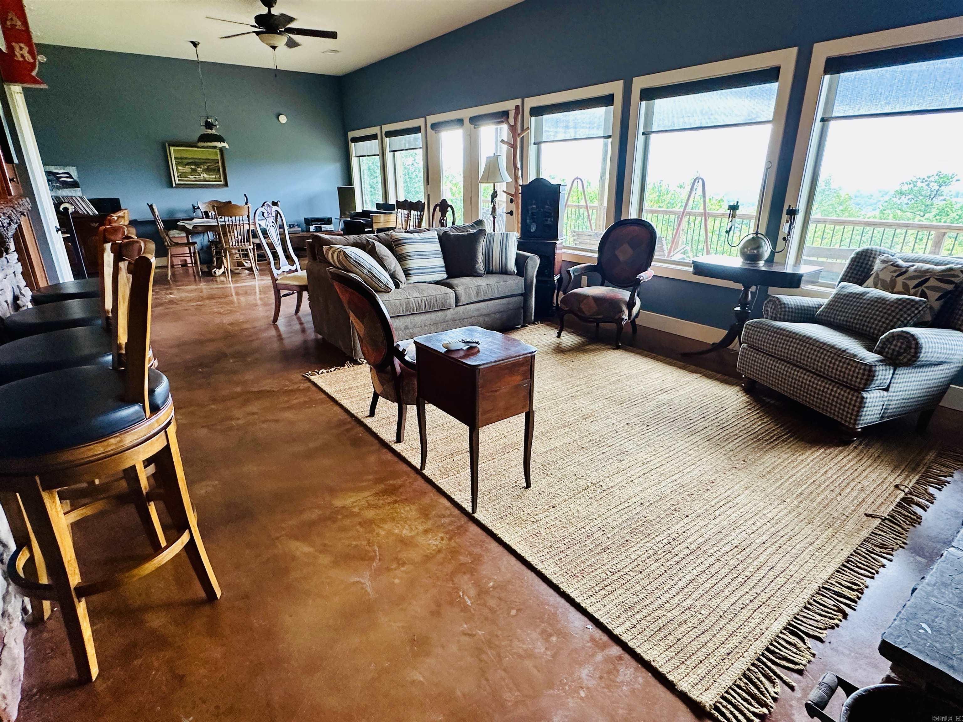 Round Mountain Estates - Residential