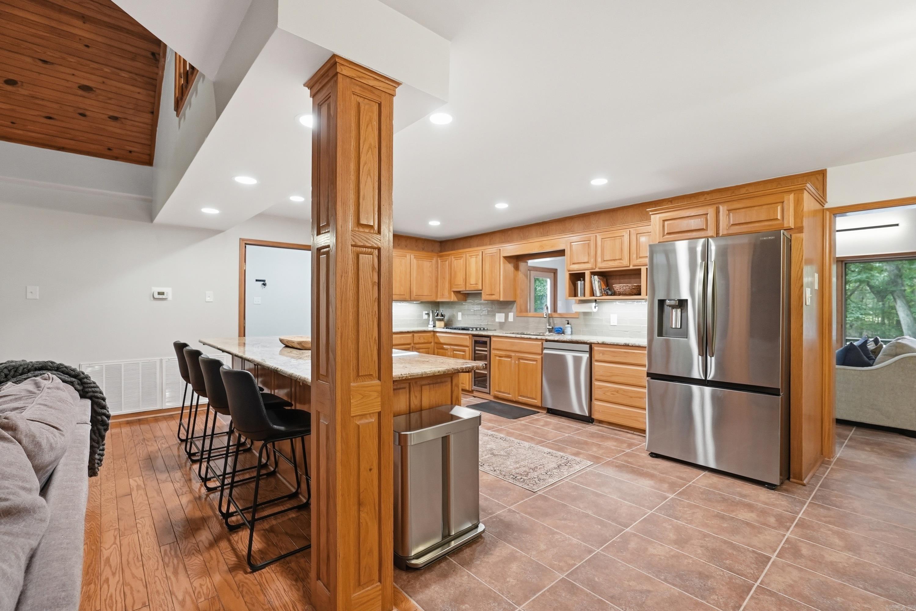 LAWSON OAKS - Residential