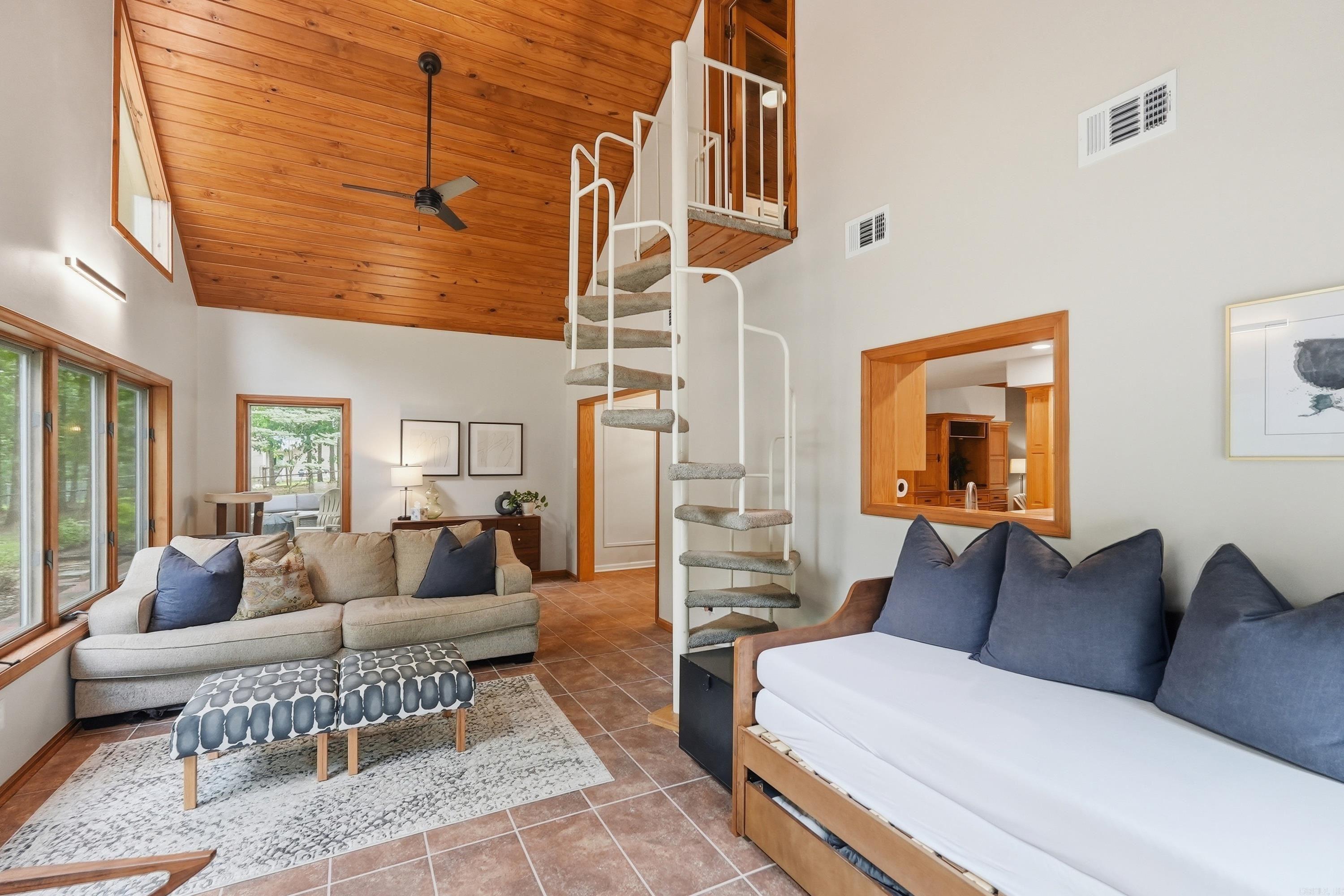 LAWSON OAKS - Residential
