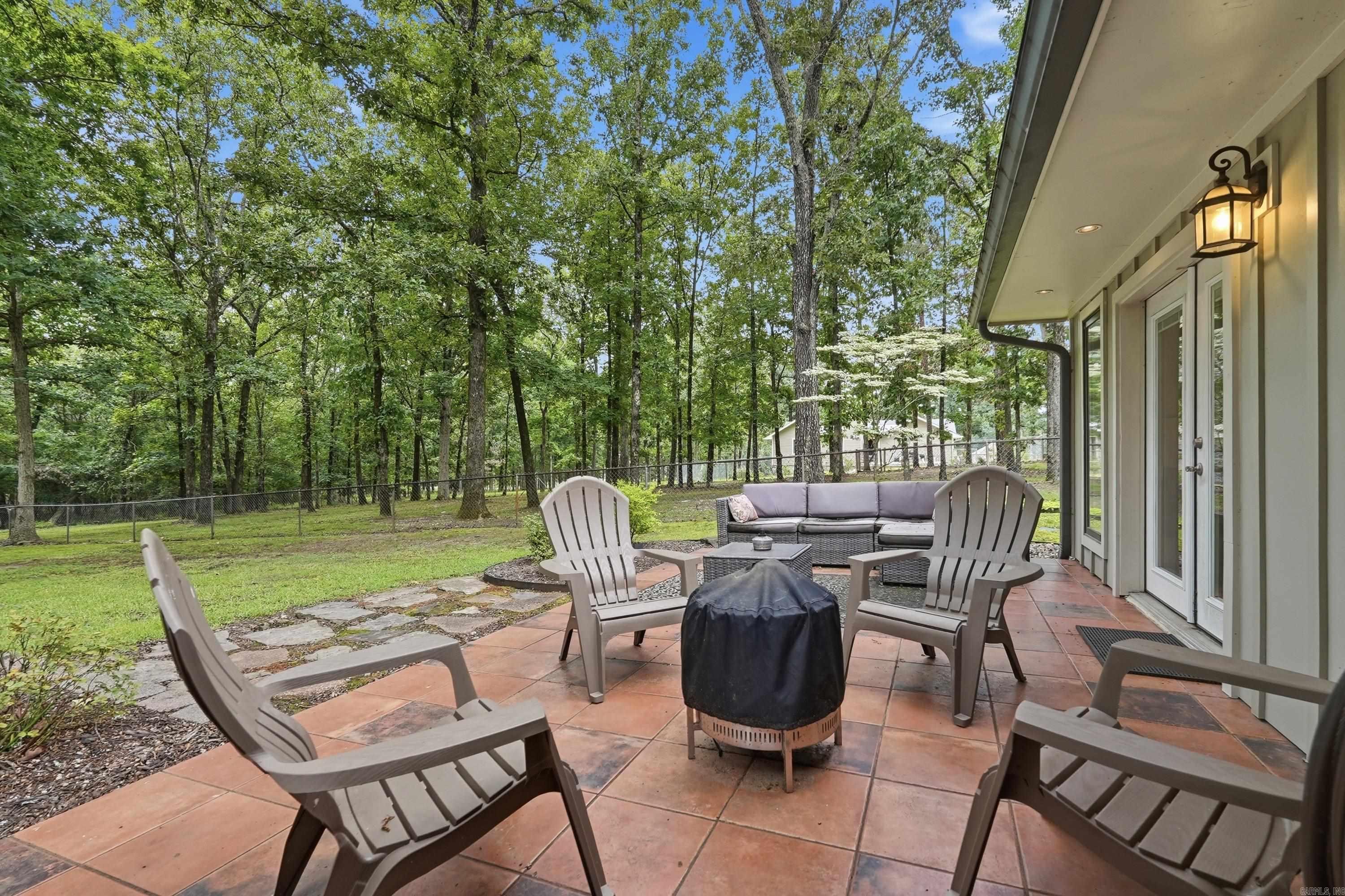 LAWSON OAKS - Residential