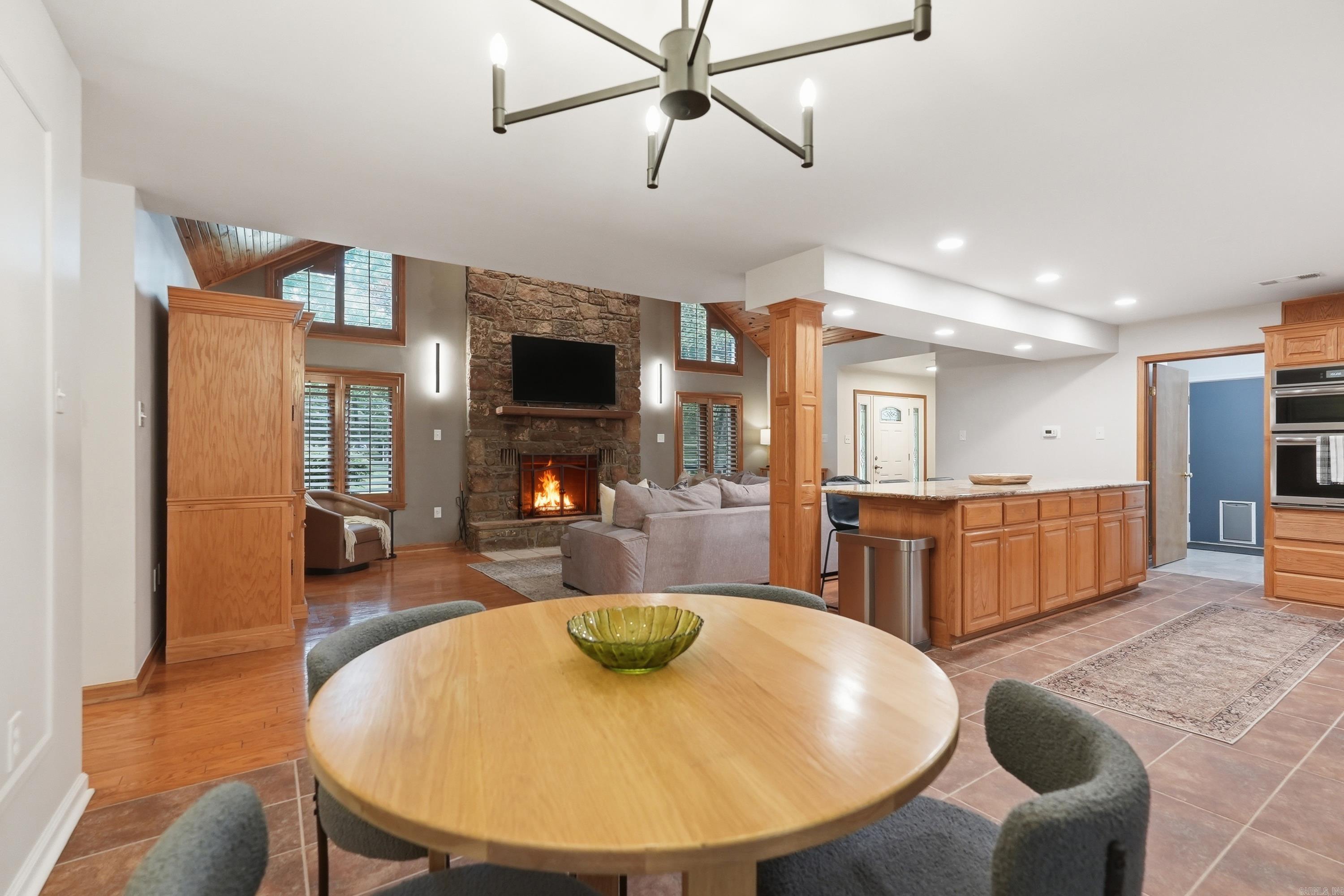 LAWSON OAKS - Residential