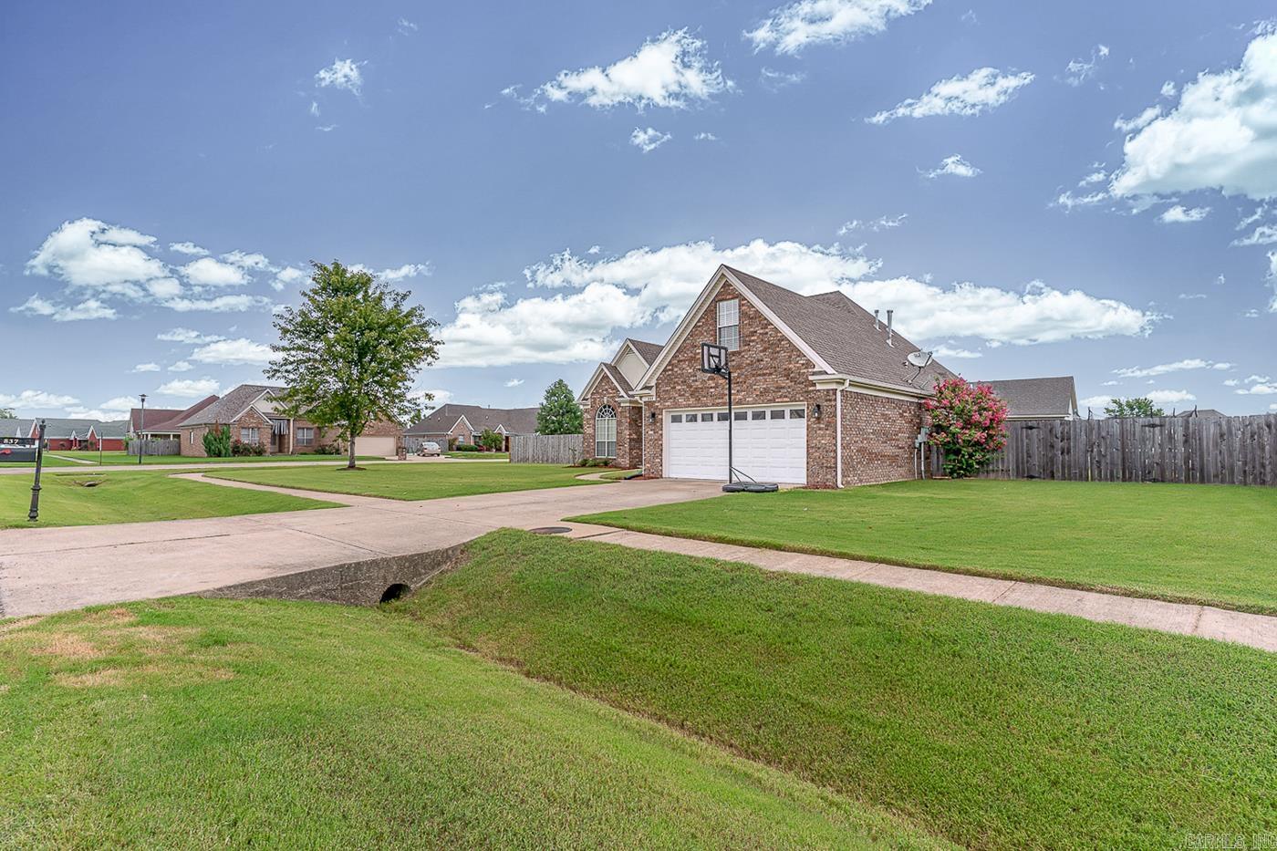 BAYOU VISTA ESTATES - Residential