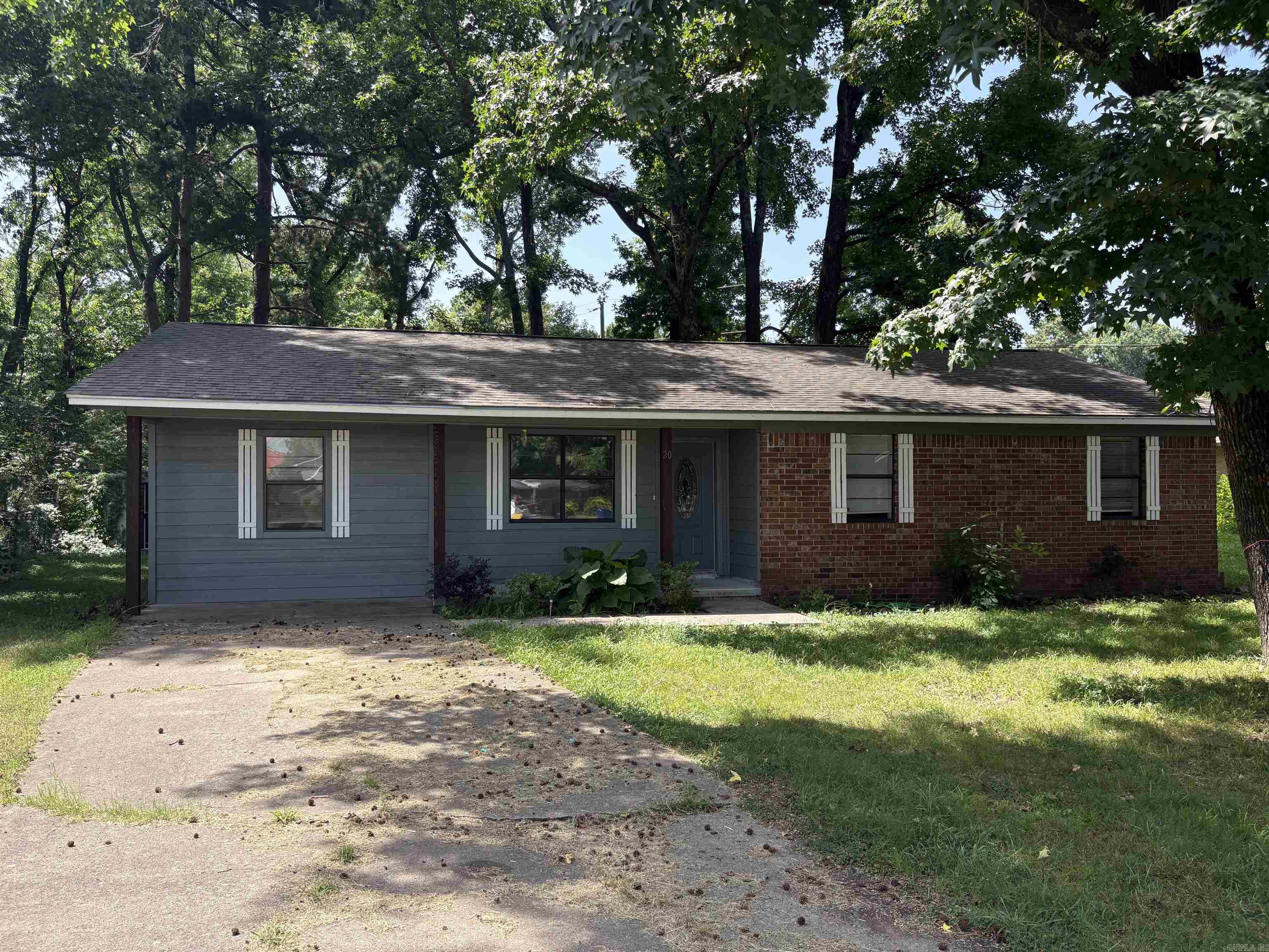 Recently Updated Home in 2023 with New Roof, LVP Flooring Throughout, Granite Kitchen & Baths, New Lighting & Plumbing Fixtures. The 4th bedroom is completely separated from the other bedrooms and could be an Office, Playroom, or 2nd Living Room. You will really appreciate the storage in this home, the large kitchen & dining space, utility room & oversized pantry. This home is in a great location very near Westside Elementary School and enjoys a Large, Flat, Shaded Back Yard in a Quiet Cul-De-Sac. When the current owner purchased the home in late 2023, there were foundation issues that were not properly disclosed and so we do have a structural engineer report along with an accompanying estimated foundation repair estimate from Foundation Pro of Arkansas.