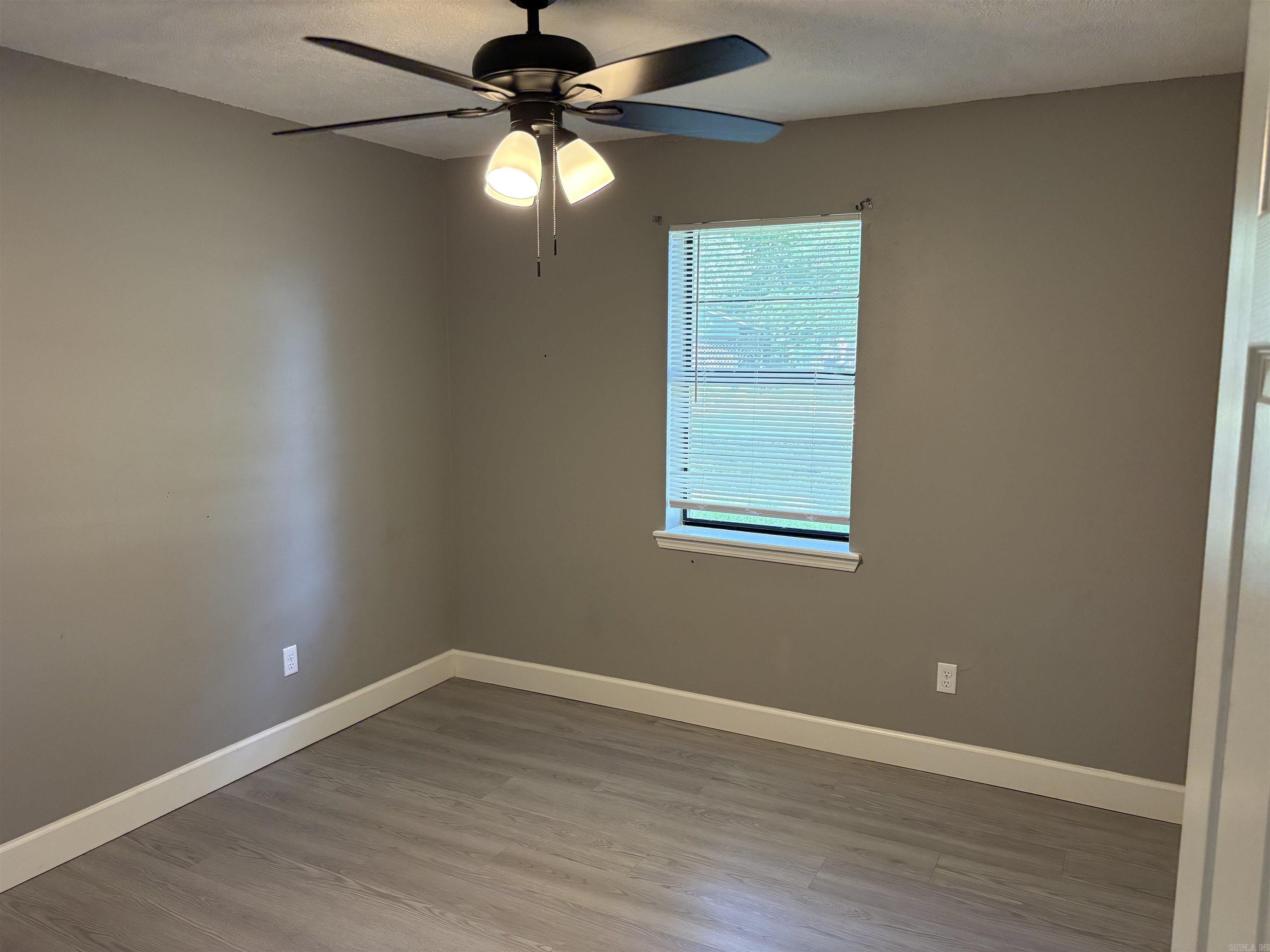 PINECREST - Residential