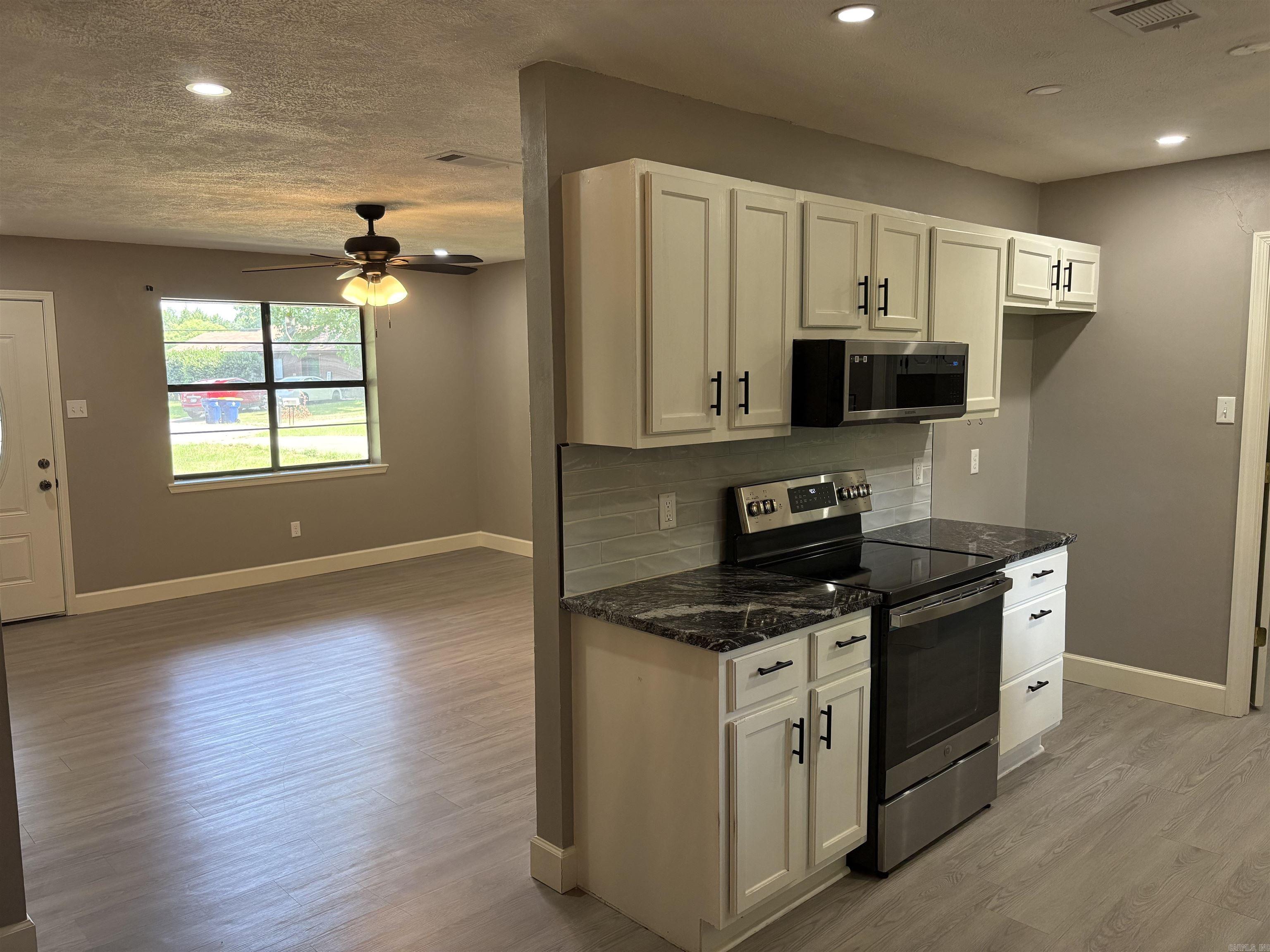 PINECREST - Residential