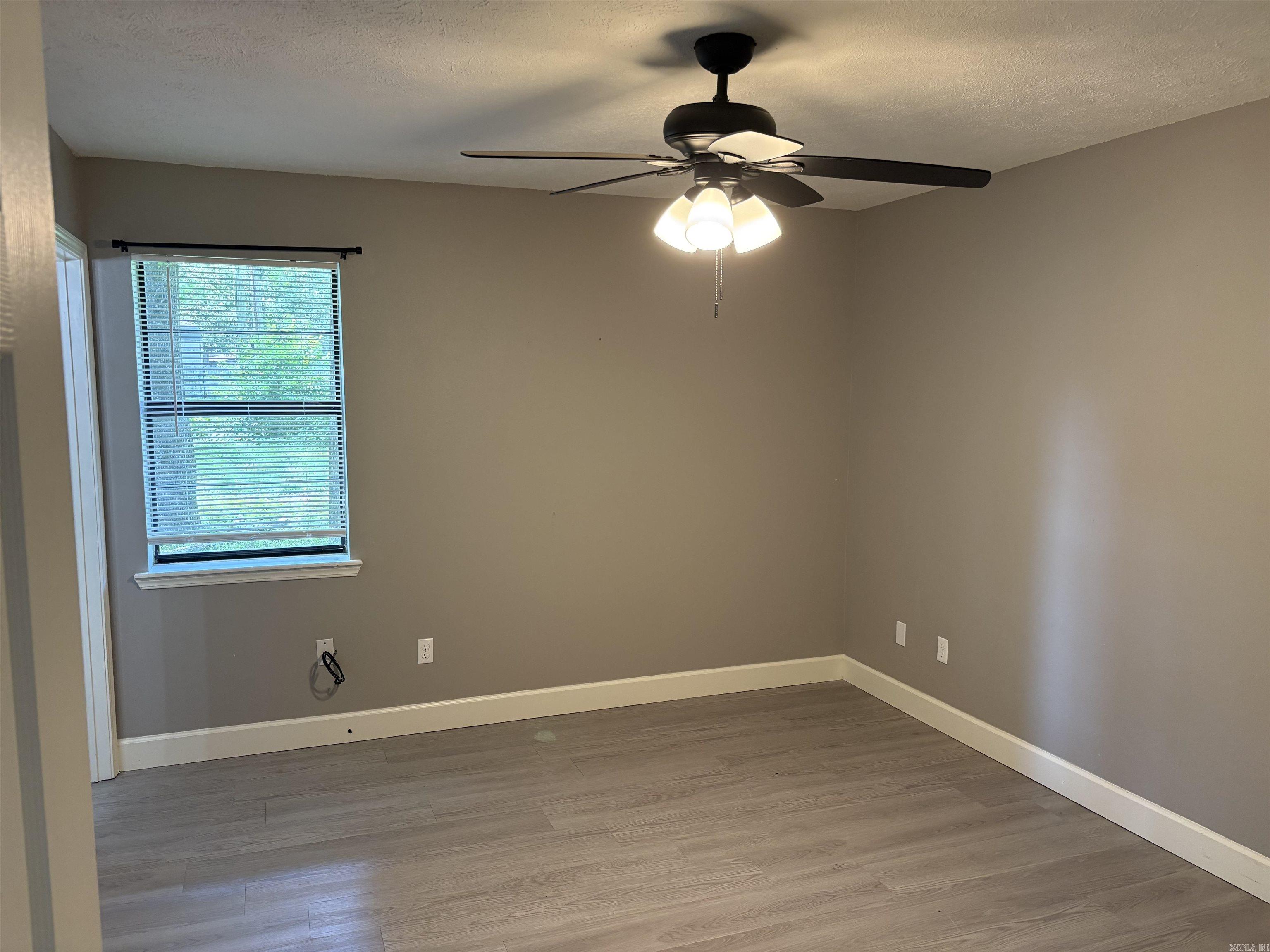 PINECREST - Residential