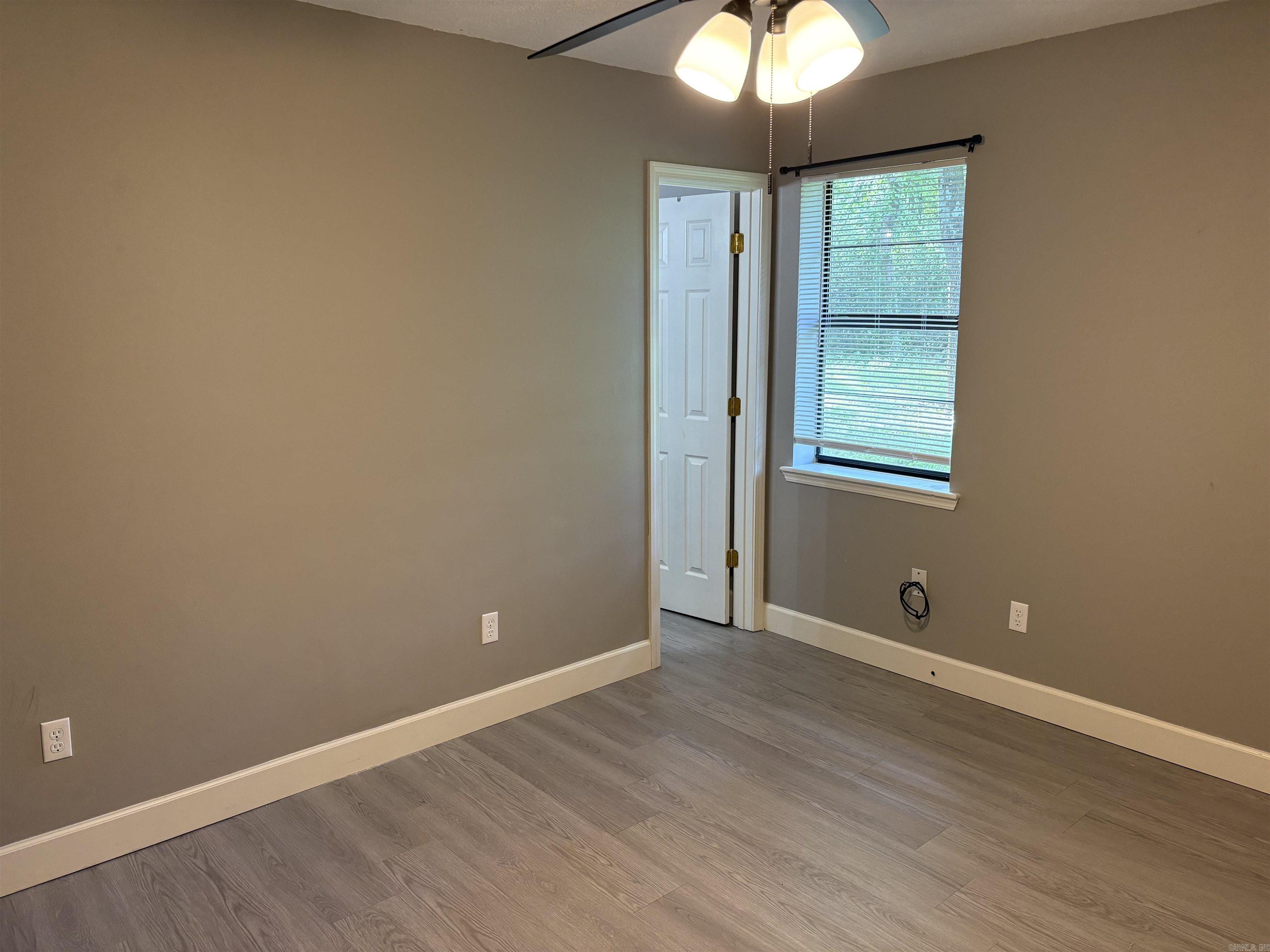 PINECREST - Residential