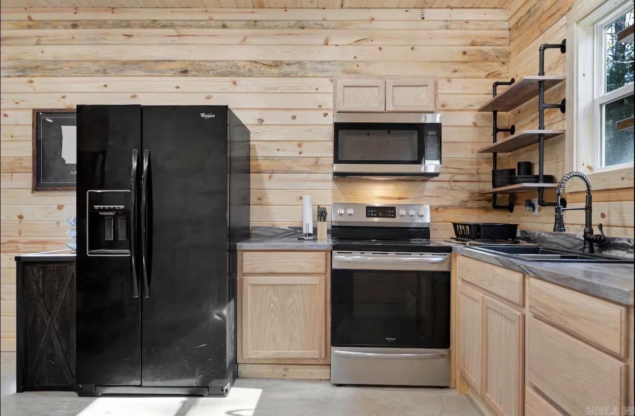 TWIN RIVERS ADDITION - Residential