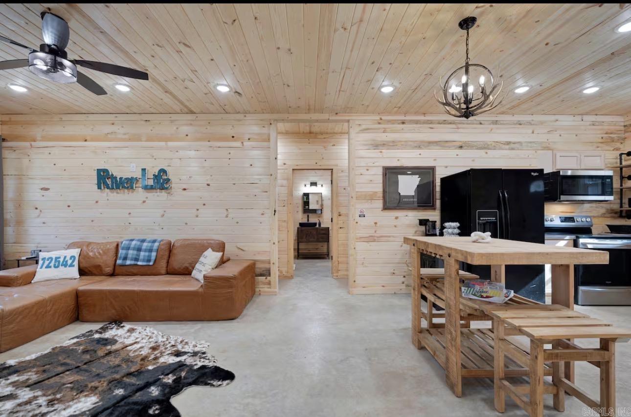TWIN RIVERS ADDITION - Residential
