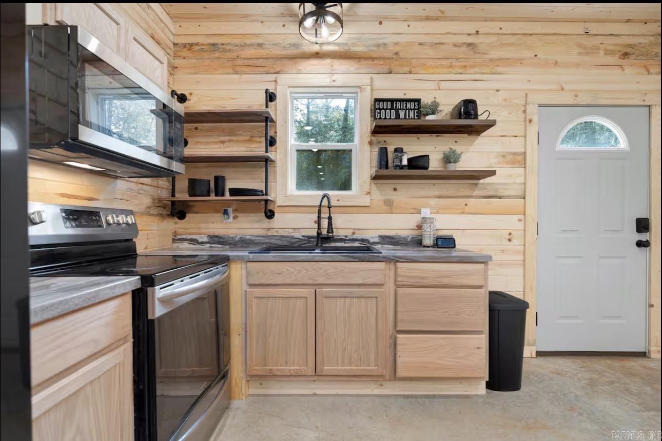 TWIN RIVERS ADDITION - Residential