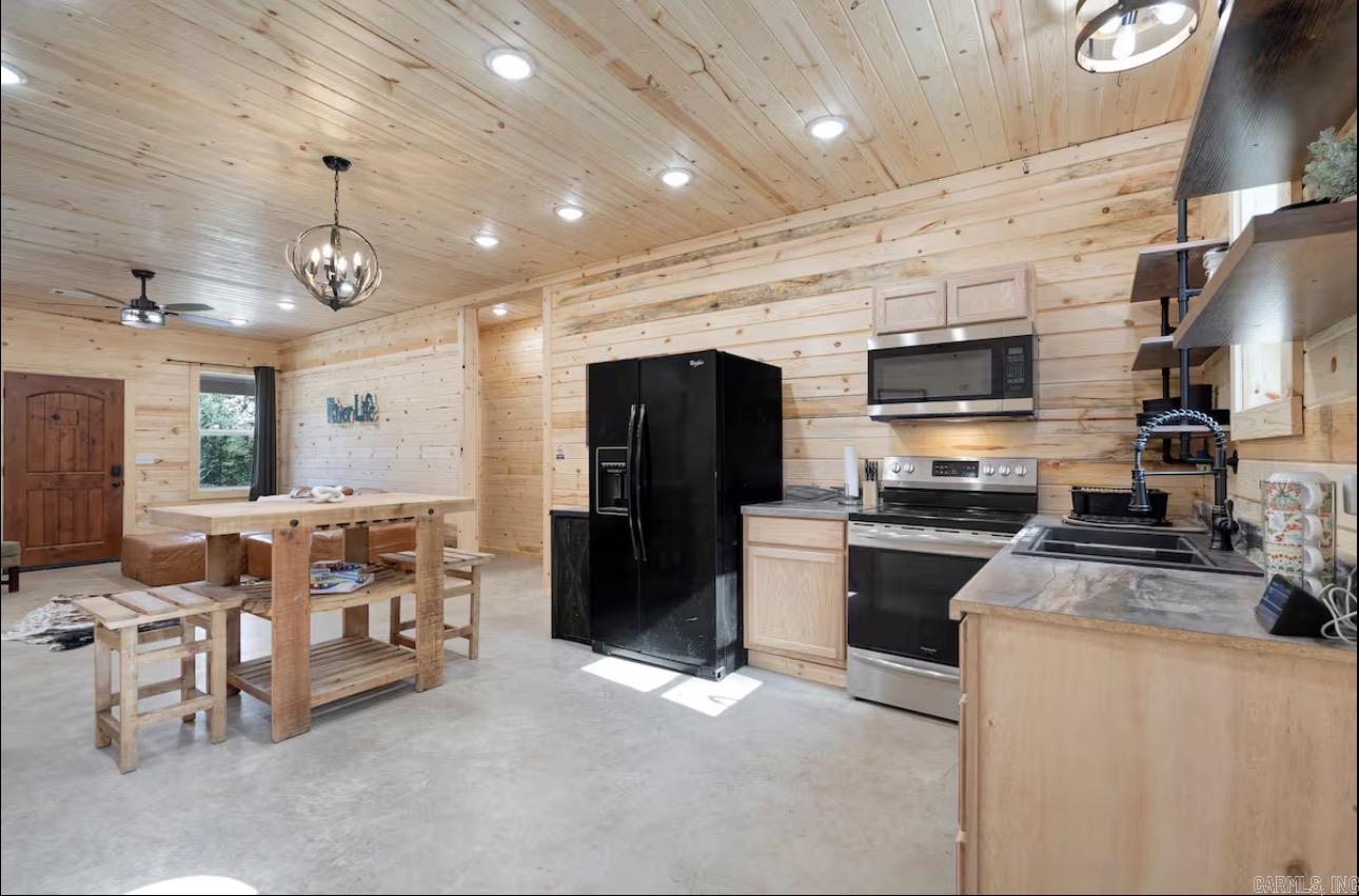 TWIN RIVERS ADDITION - Residential