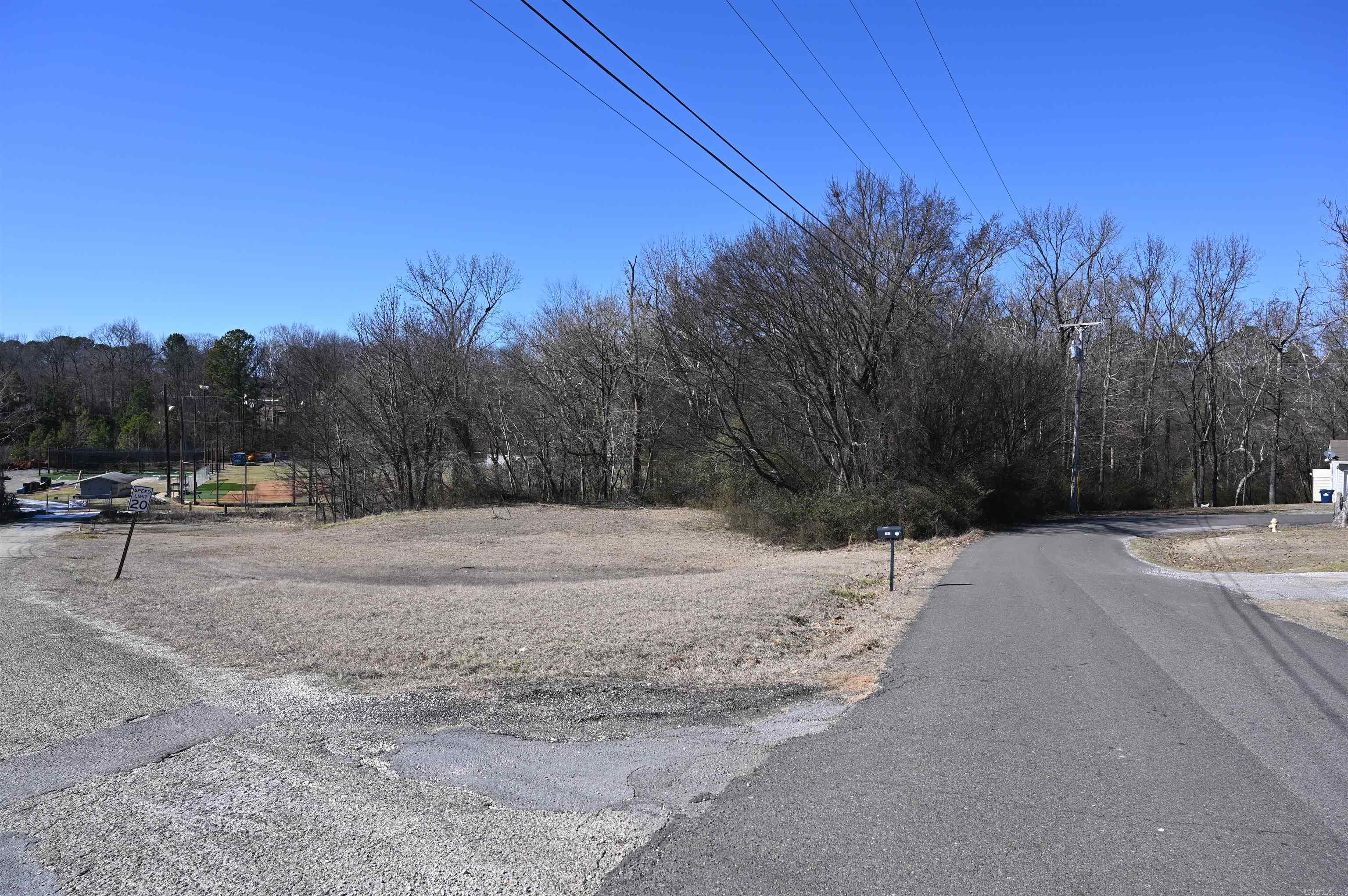 Zoned C-3, Great lot for building a multi story office suites, strip center, hotel.