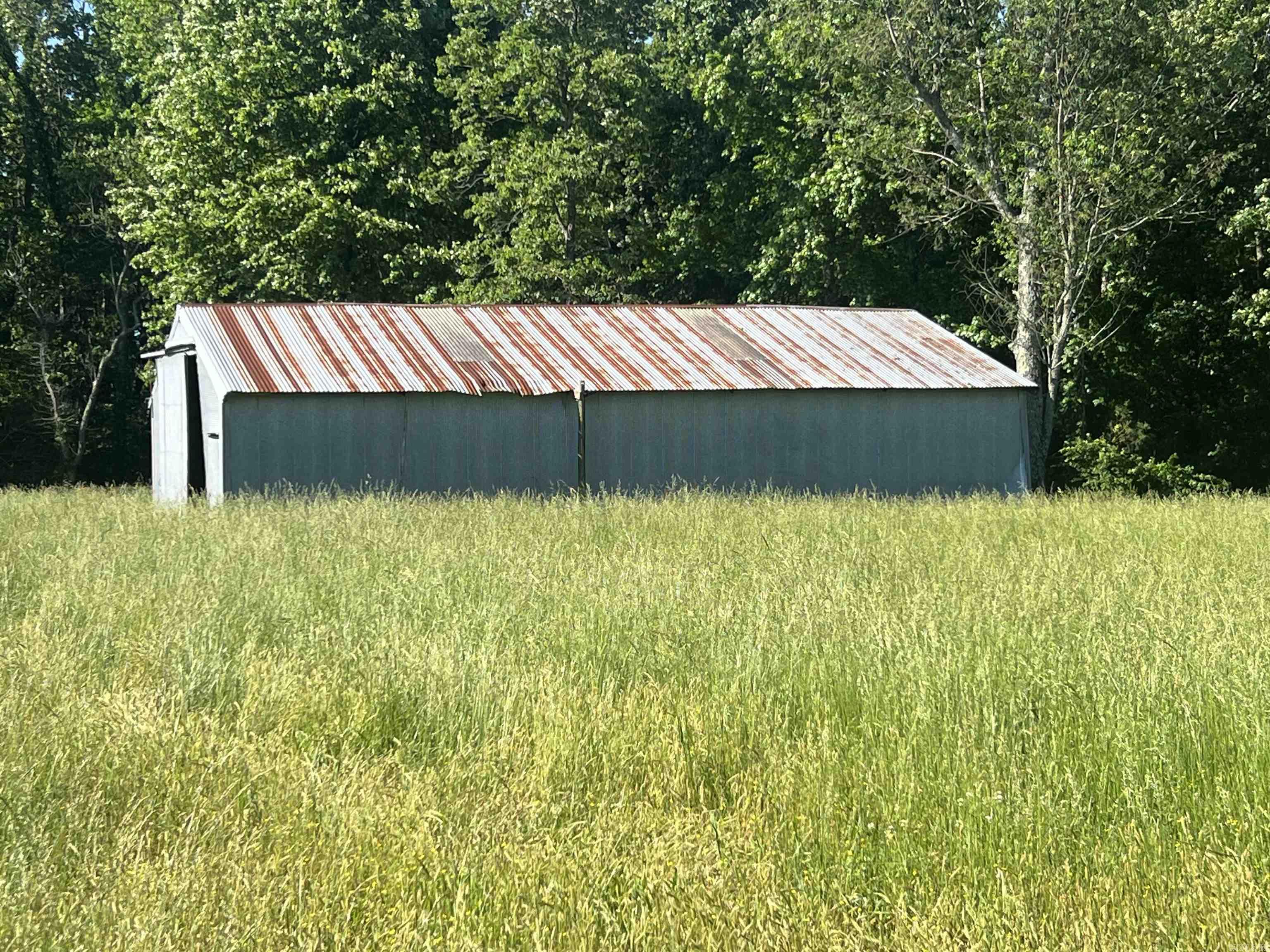 Mena - Residential