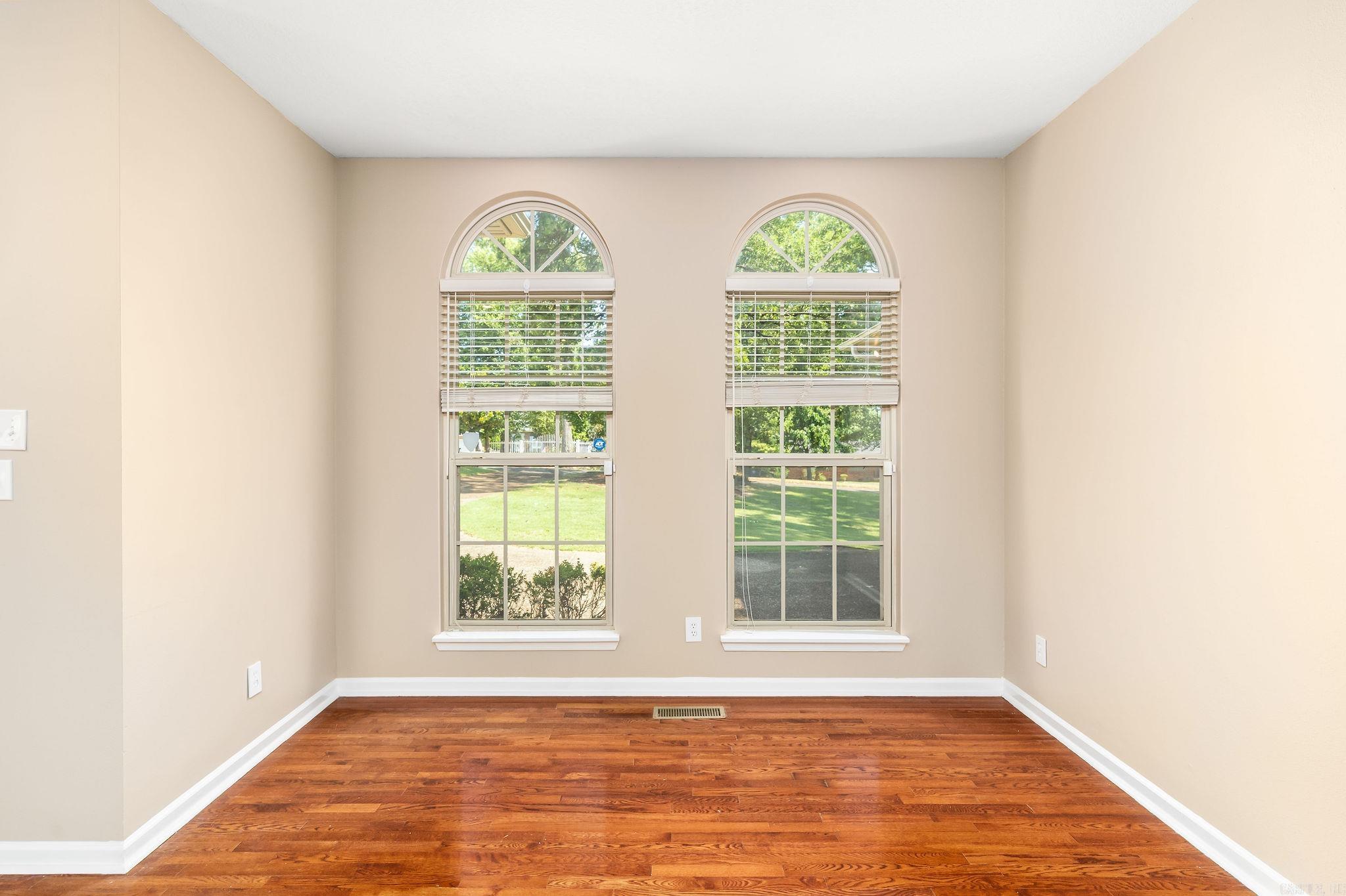 TANGLEWOOD - Residential