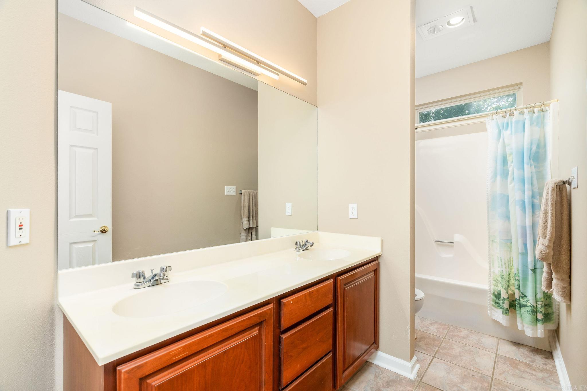 TANGLEWOOD - Residential
