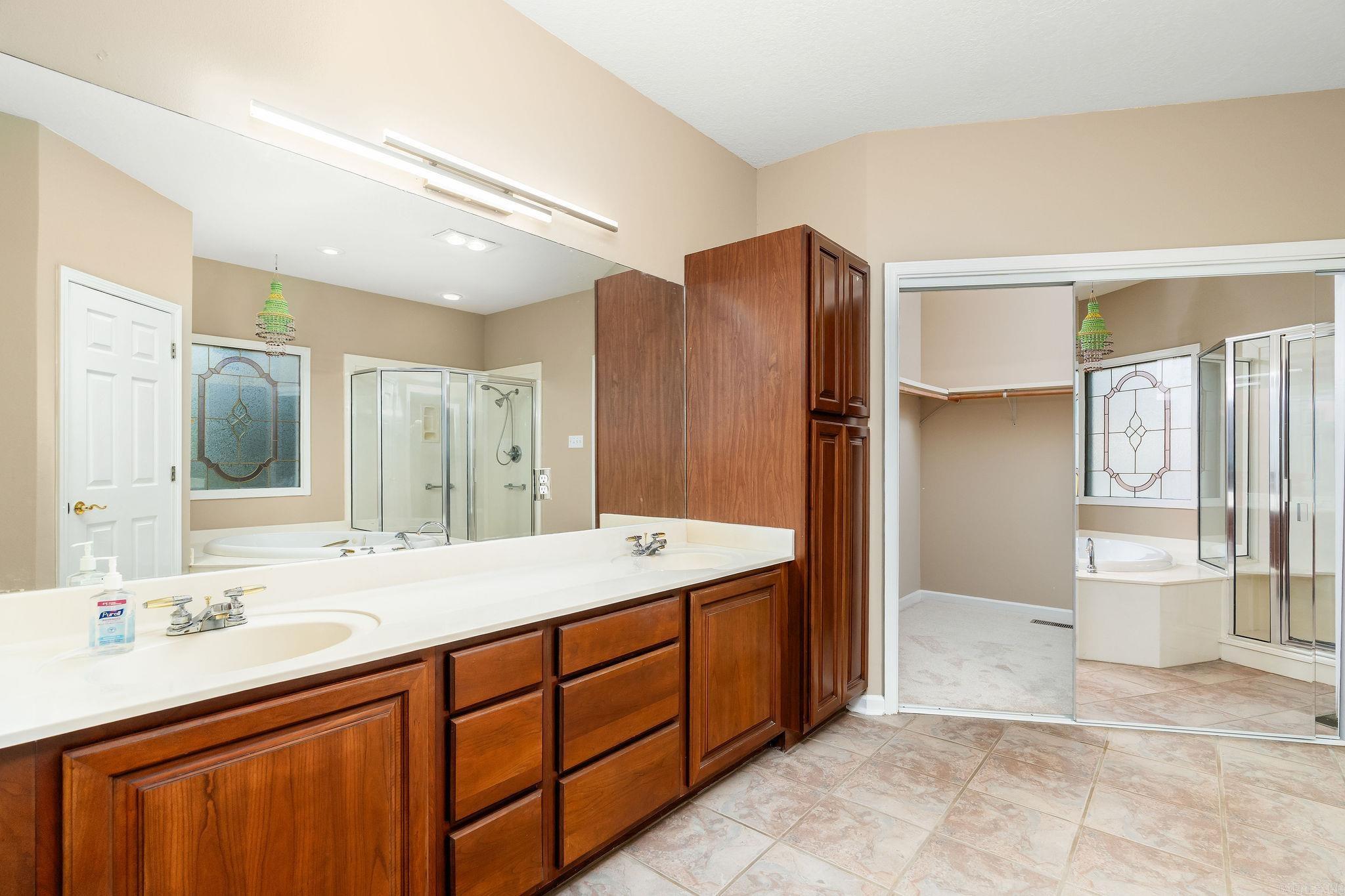 TANGLEWOOD - Residential