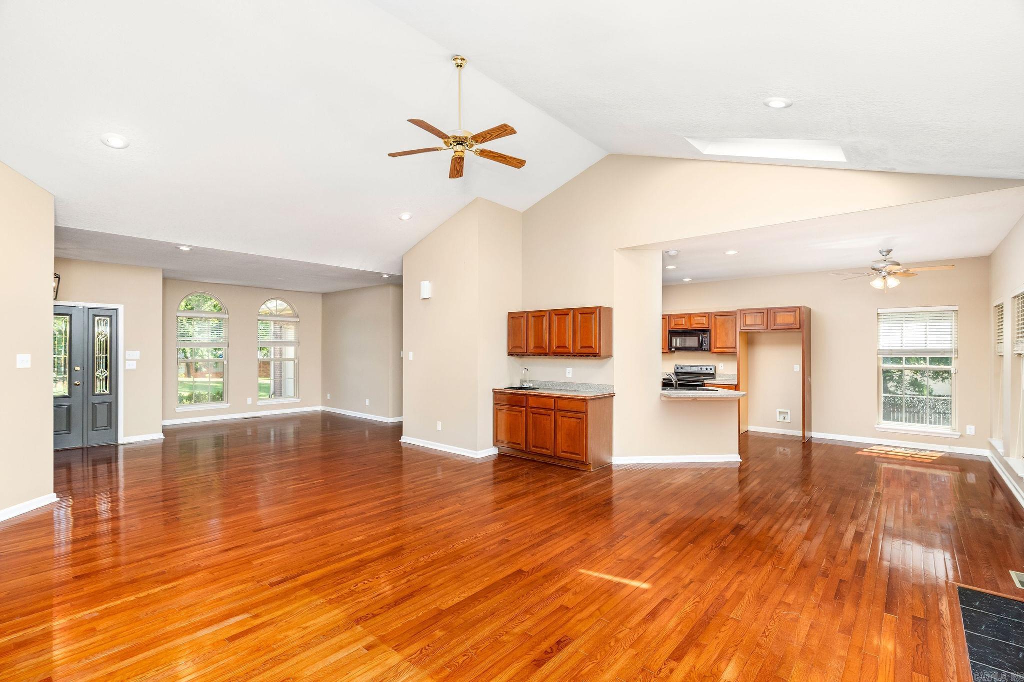 TANGLEWOOD - Residential