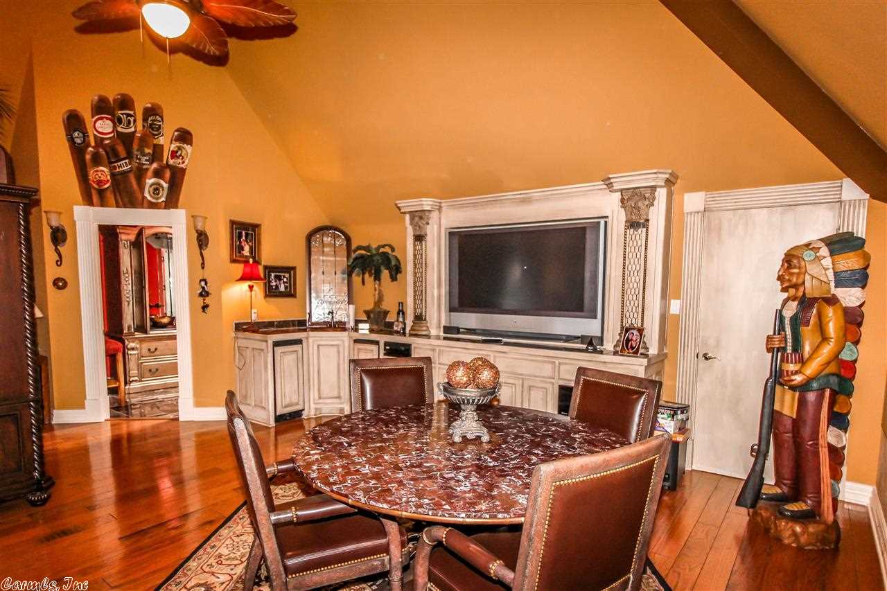 Driftwood Point - Residential