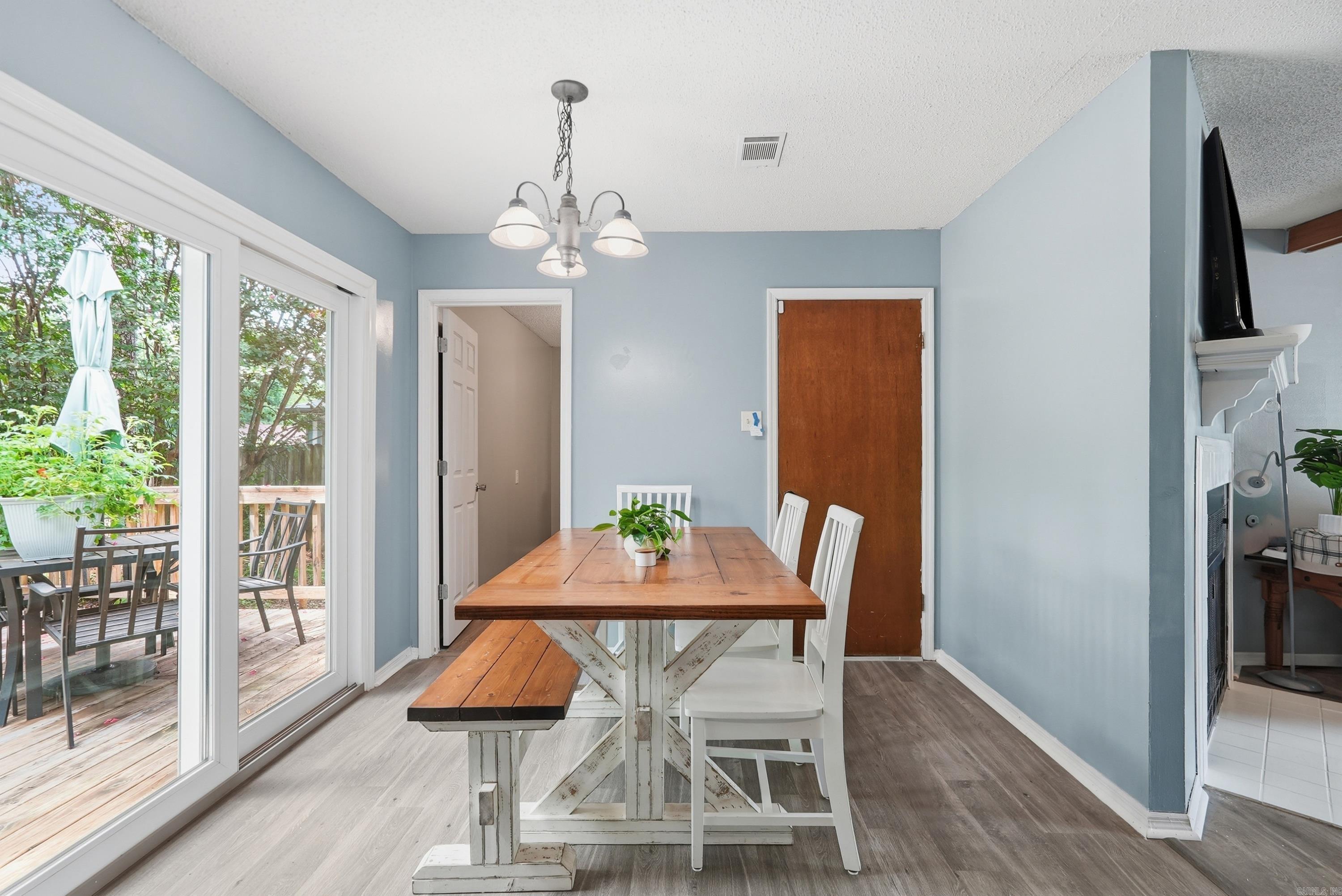 ROLLING OAKS - Residential