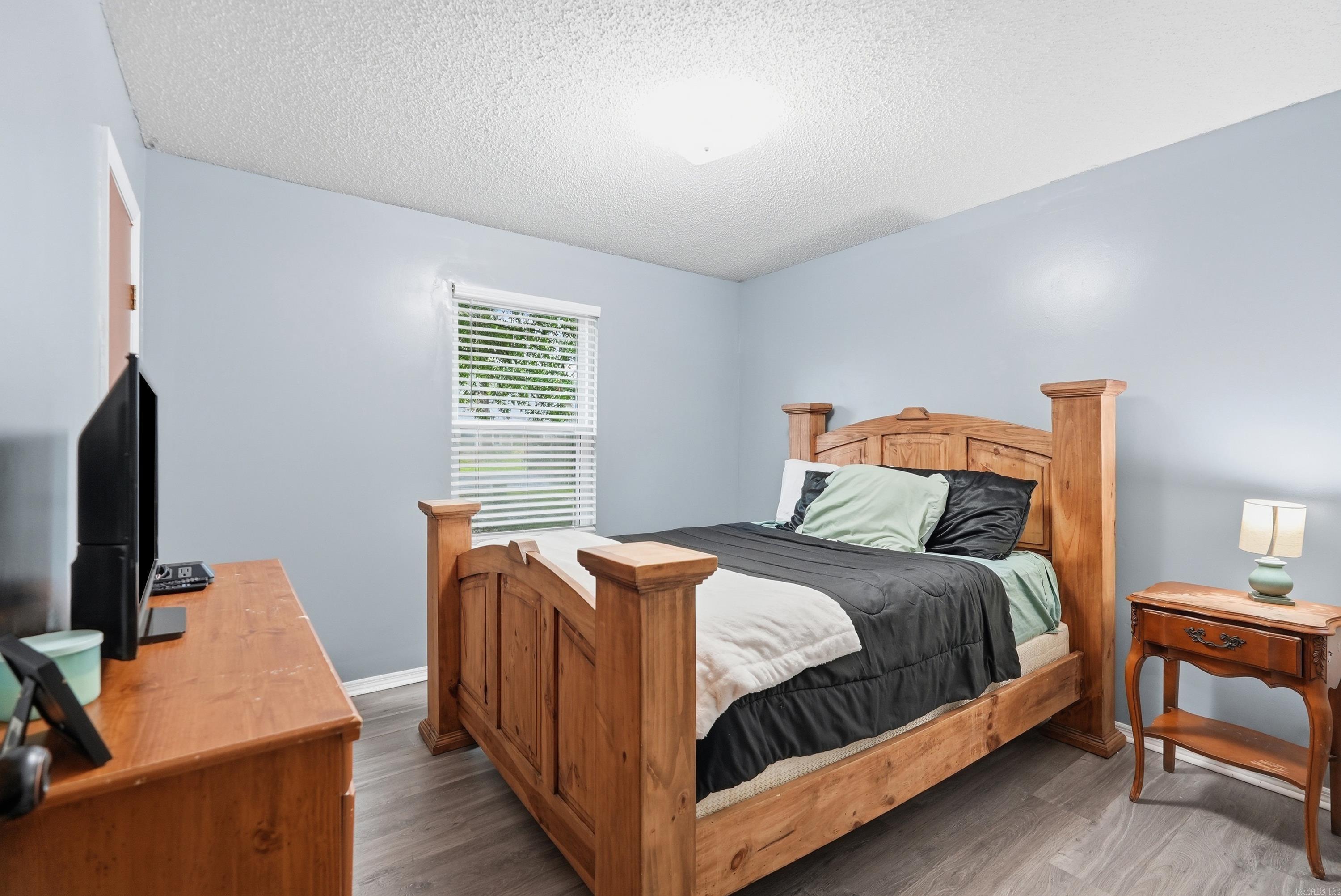 ROLLING OAKS - Residential