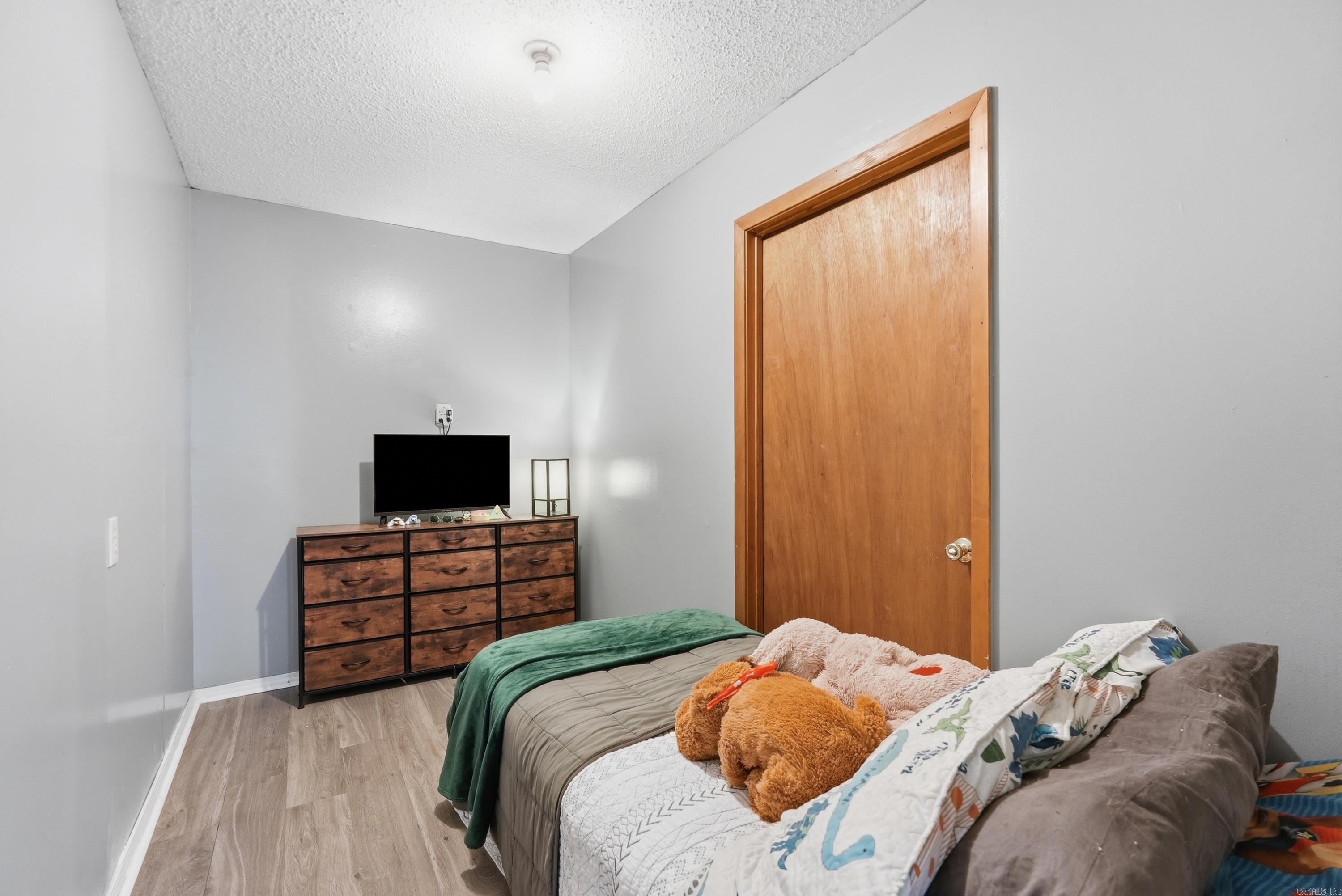 ROLLING OAKS - Residential