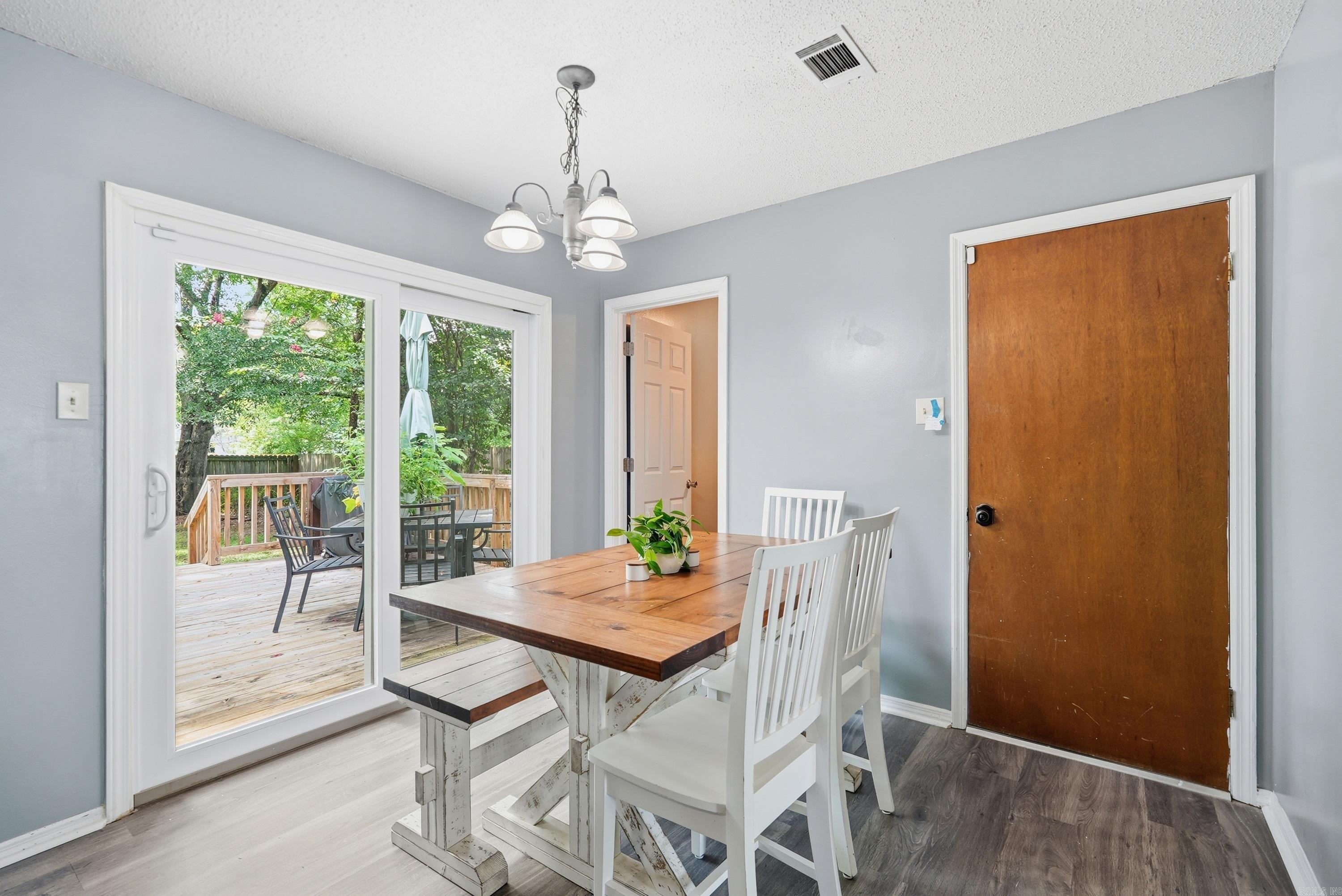 ROLLING OAKS - Residential