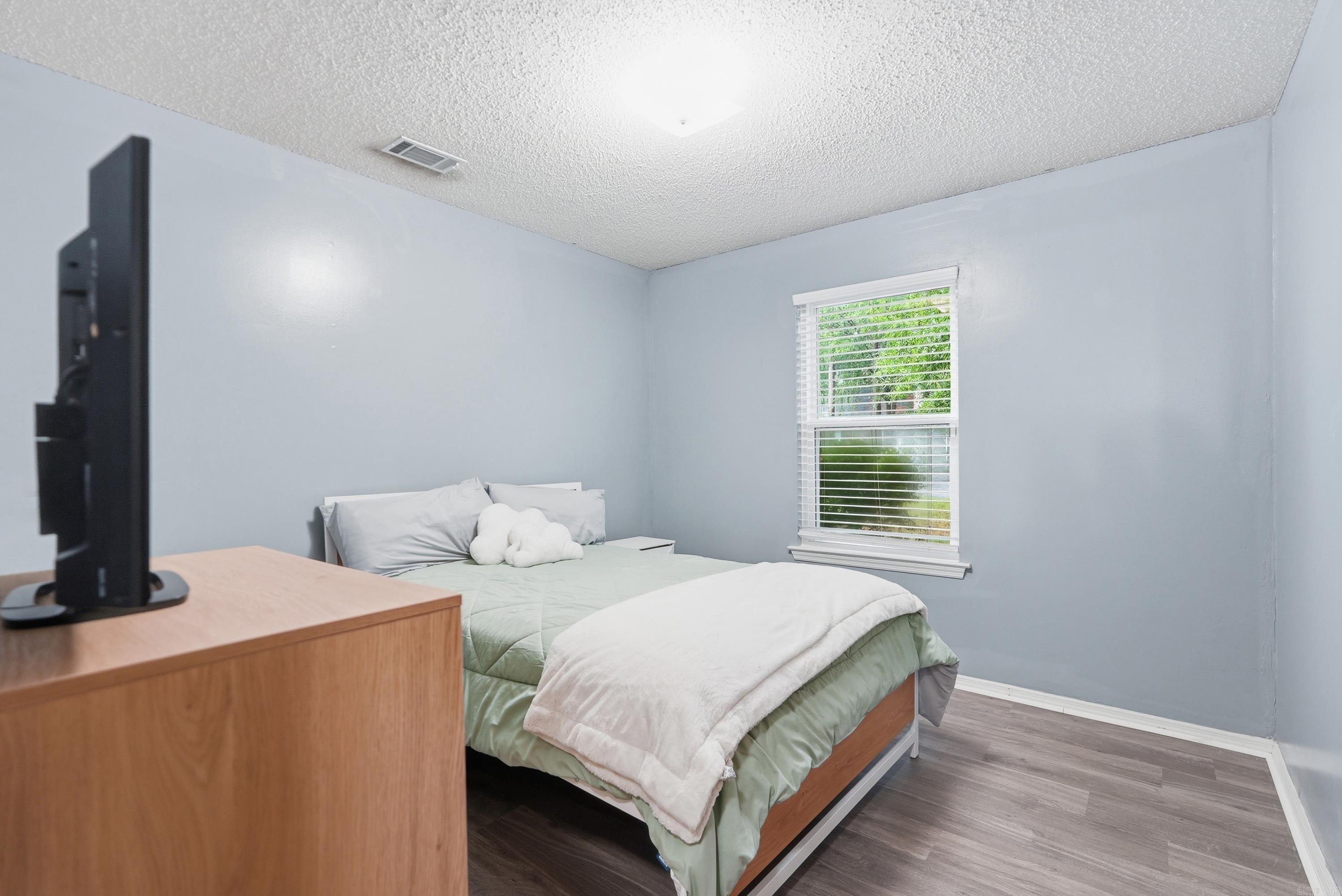 ROLLING OAKS - Residential