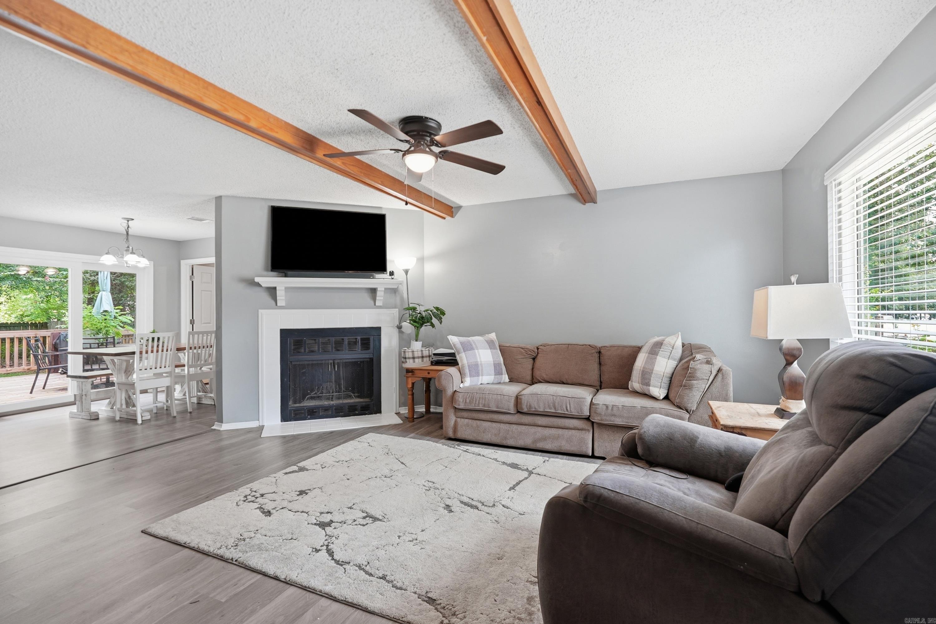 ROLLING OAKS - Residential