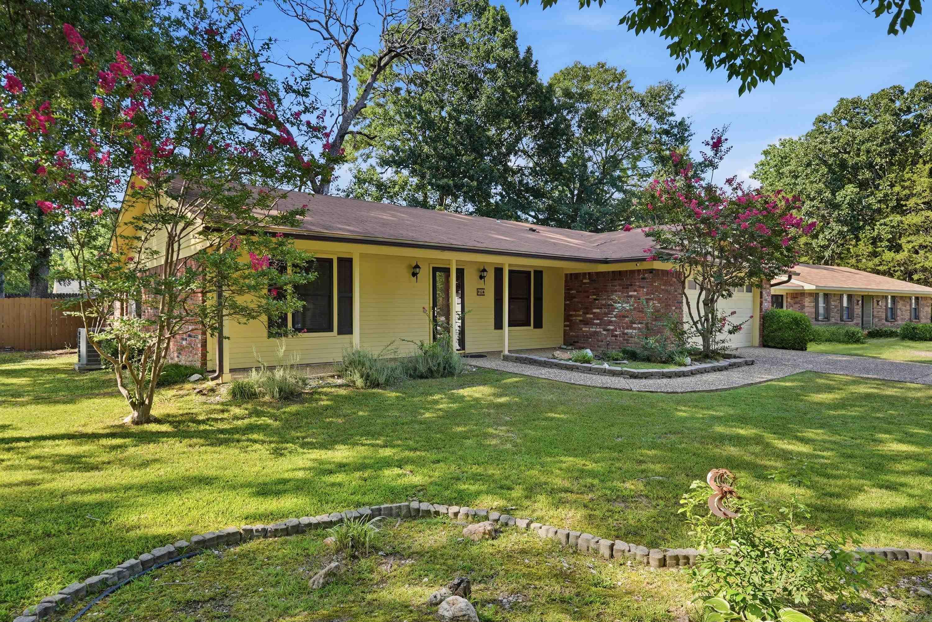 OTTER CREEK COMMUNITY - Residential