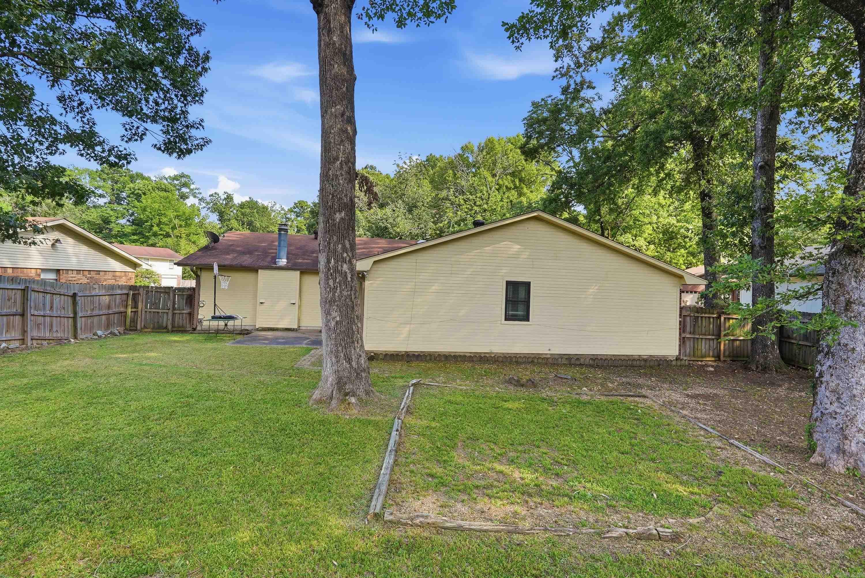 OTTER CREEK COMMUNITY - Residential