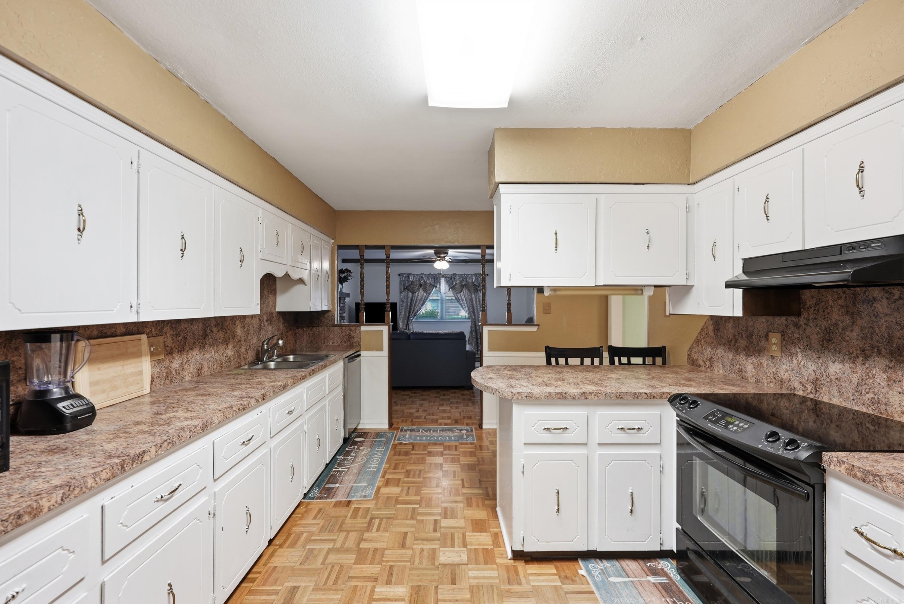 OTTER CREEK COMMUNITY - Residential