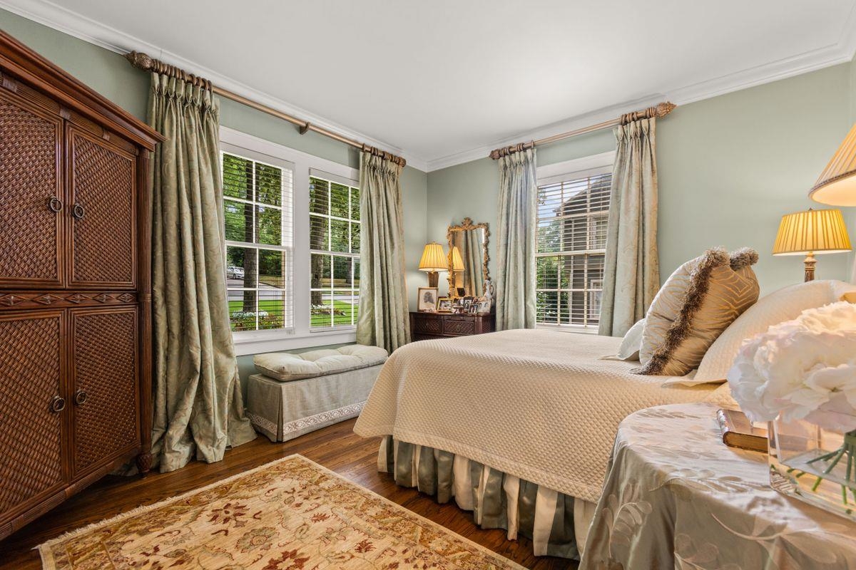 COUNTRY CLUB HGTS - Residential
