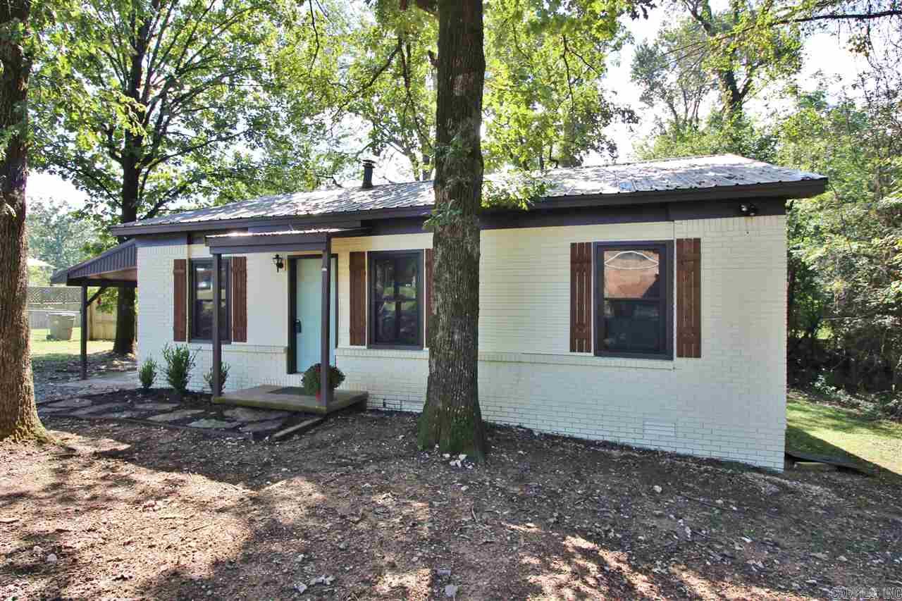 PEBBLE LAKE - Residential