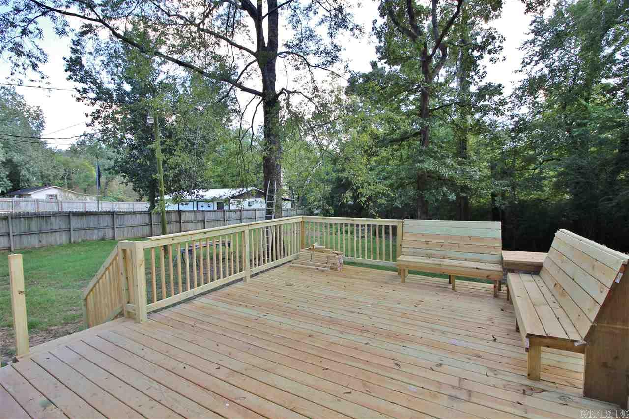 PEBBLE LAKE - Residential